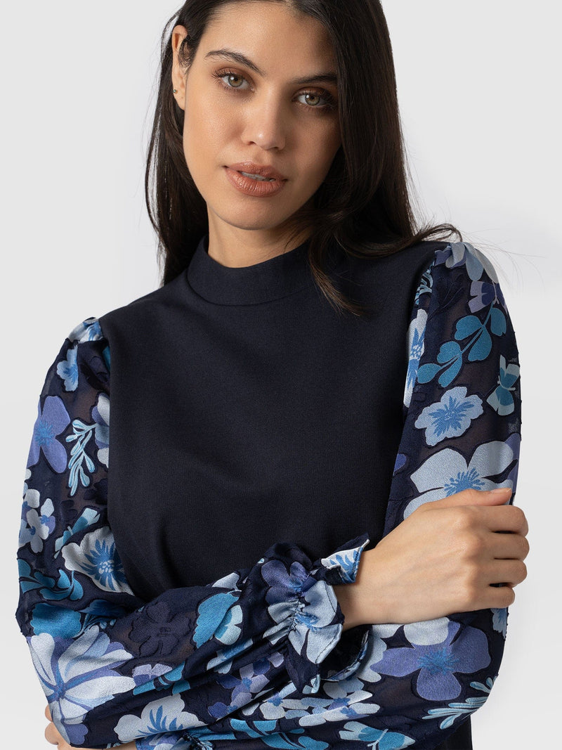 Penny Puff Sleeve Long Sleeve Navy Pop Floral - Women's T-Shirts | Saint + Sofia® USA