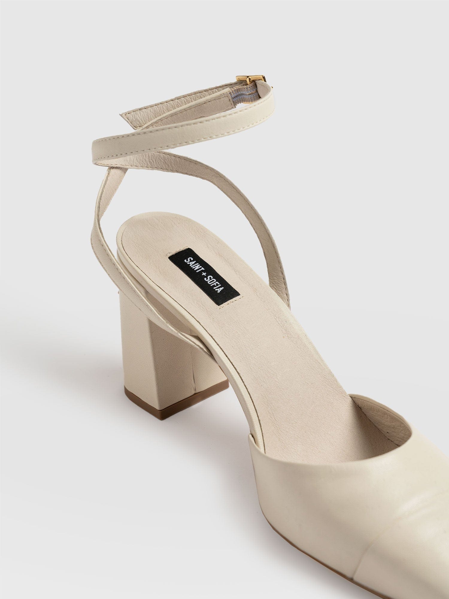 Rayner Cap Toe Heel Cream - Women's Heels | Saint + Sofia® UK