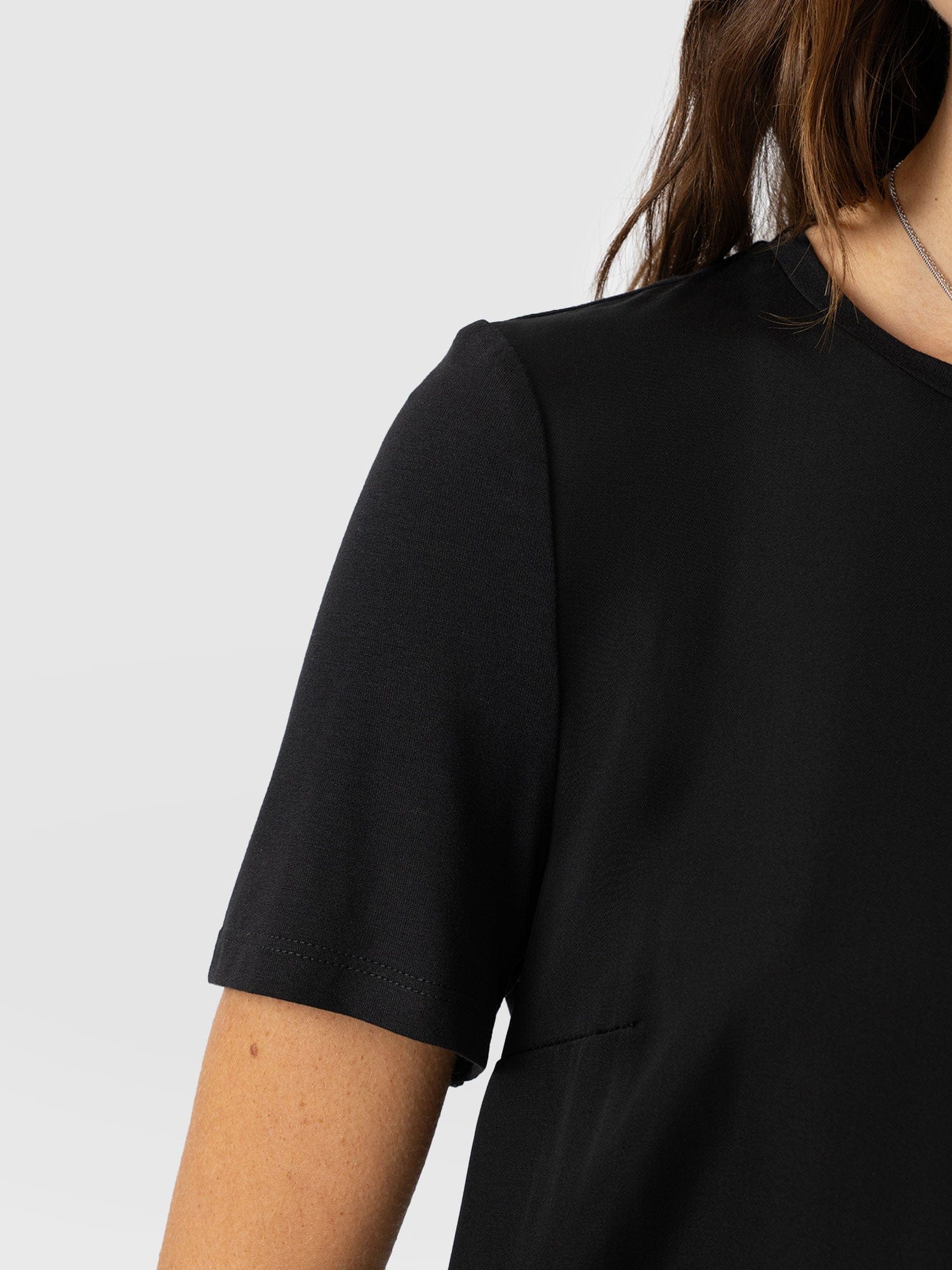 Rayner Contrast Tee Black - Women's T-Shirts | Saint + Sofia® US