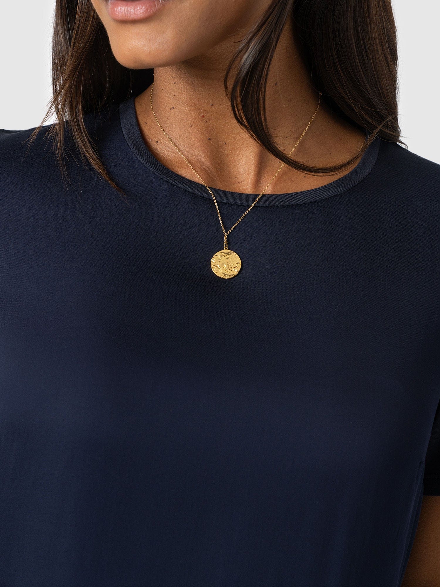 Rayner Contrast Tee Navy - Women's T-Shirts | Saint + Sofia® US