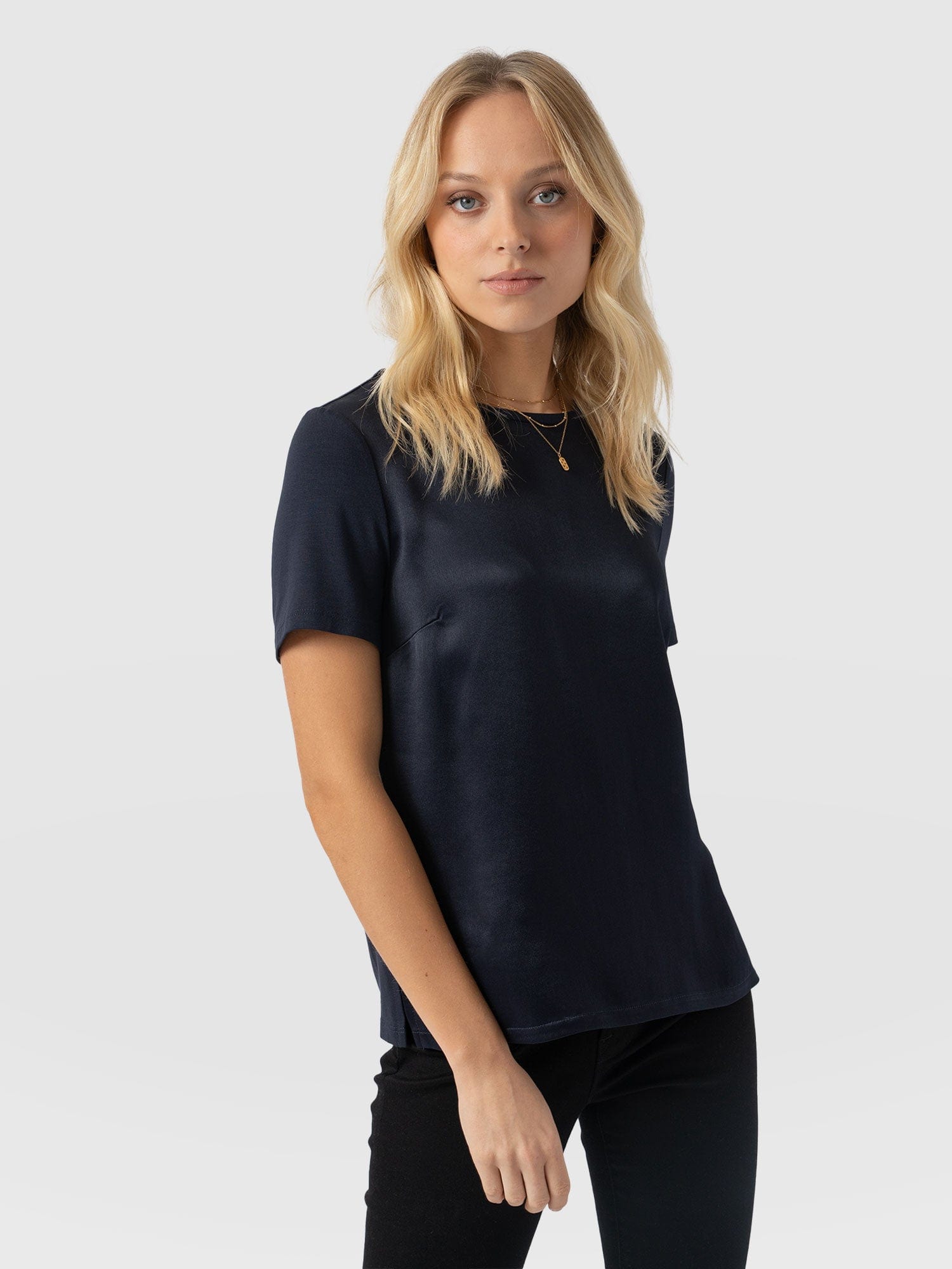 Rayner Contrast Tee Navy - Women's T-Shirts | Saint + Sofia® US