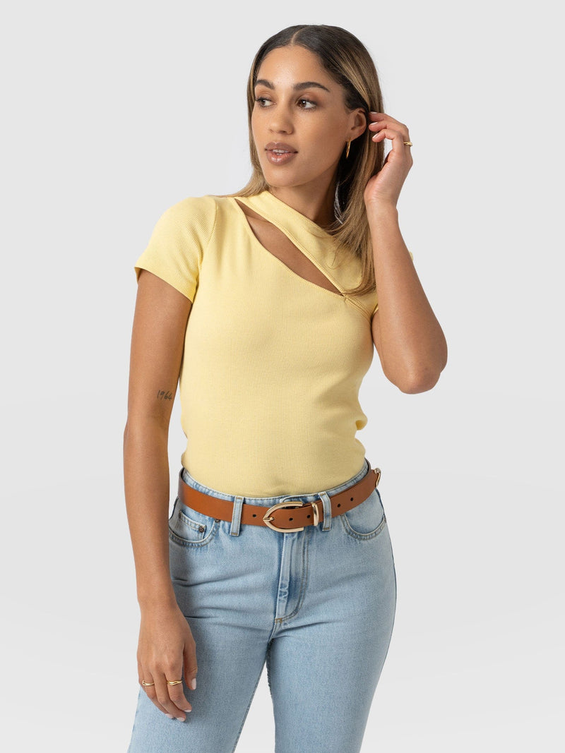 Reveal Tee Yellow - Women's T-shirts | Saint + Sofia® UK