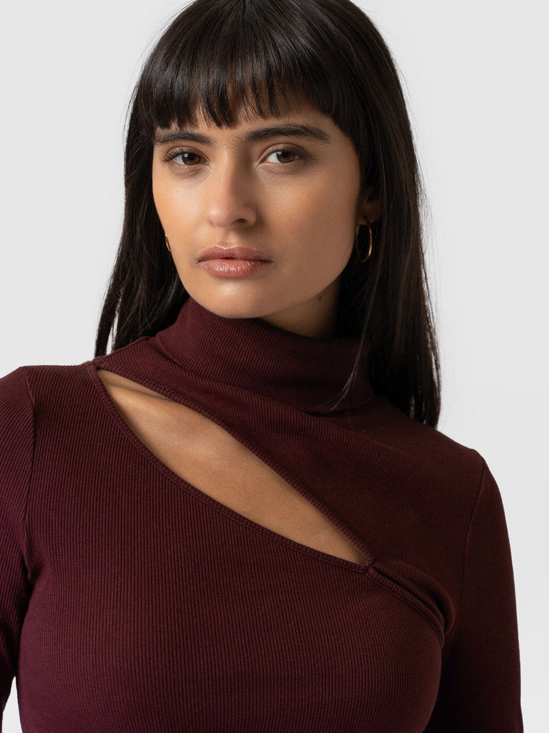 Reveal Turtle Neck Burgundy - Women's Sweaters | Saint + Sofia® USA