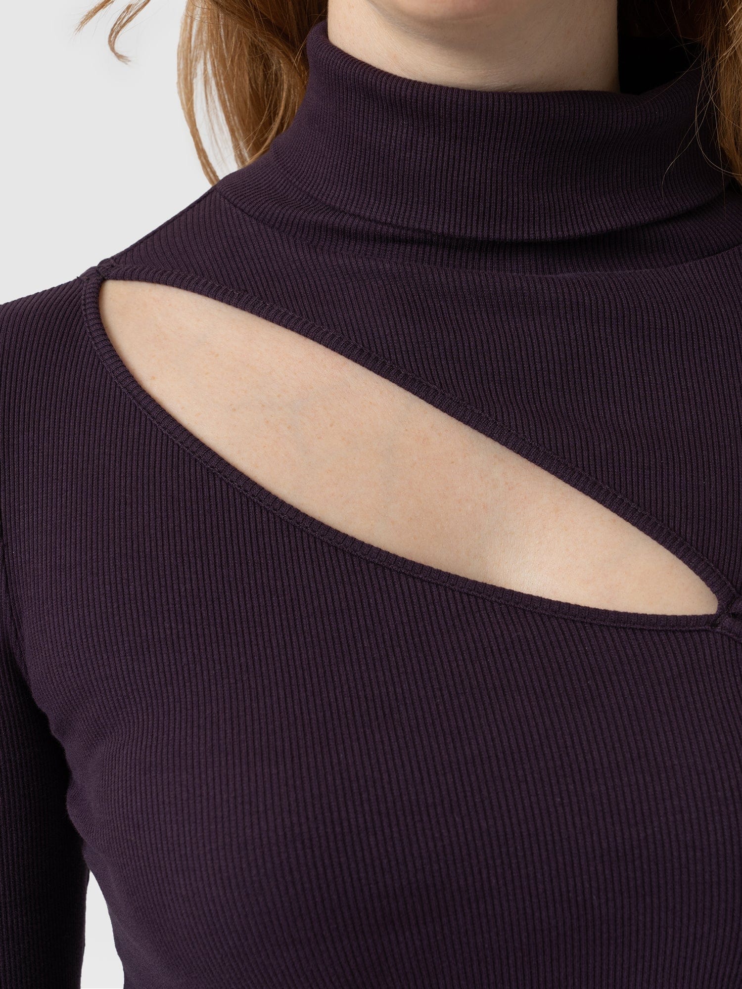 Reveal Turtle Neck Plum - Women's Sweaters | Saint + Sofia® USA
