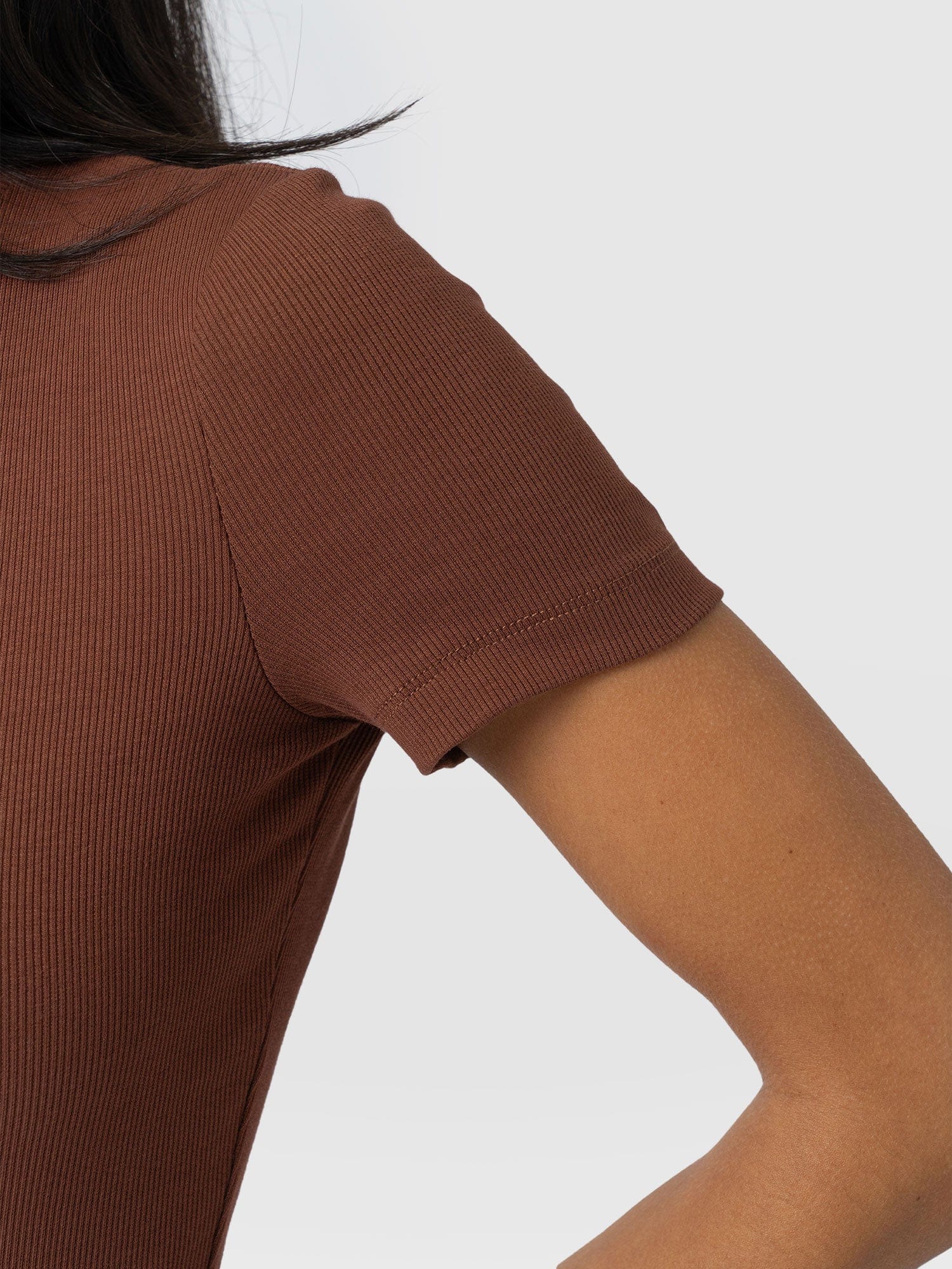 Ribbed Short Sleeve Tee - Russet Brown - Women's T-shirts | Saint + Sofia? USA