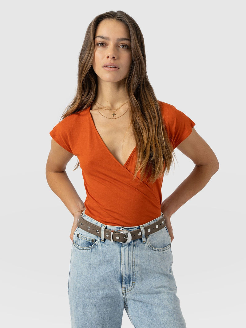 Rosa Wrap Tee Amber - Women's T-shirts | Saint + Sofia® USA