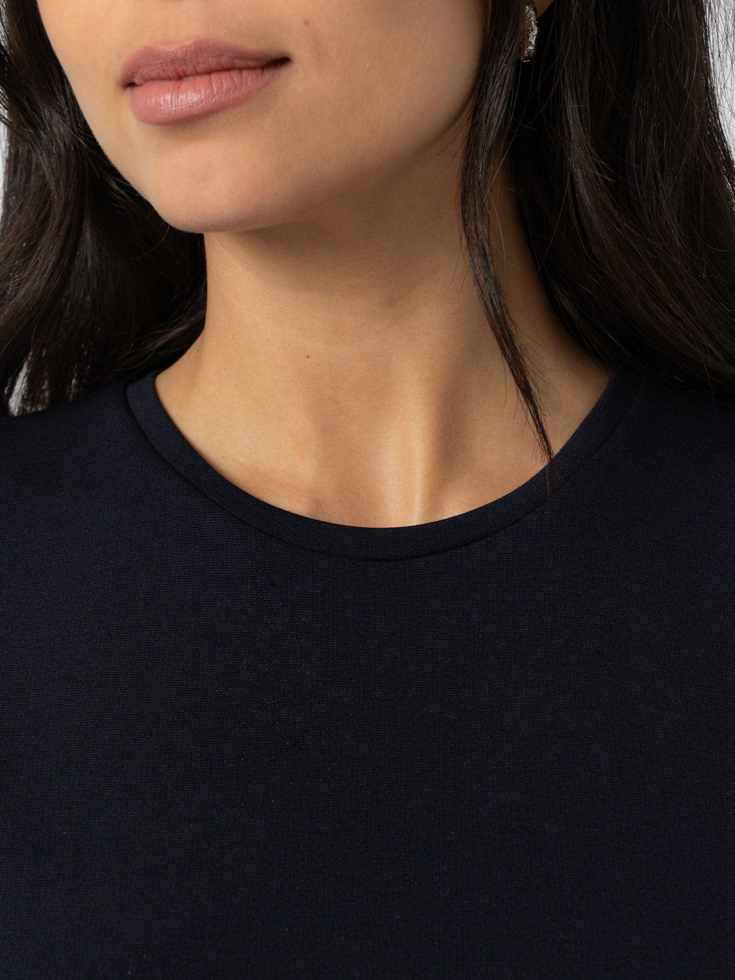 Rowan Tee - Navy - Molten - Women's T-shirts | Saint + Sofia® USA