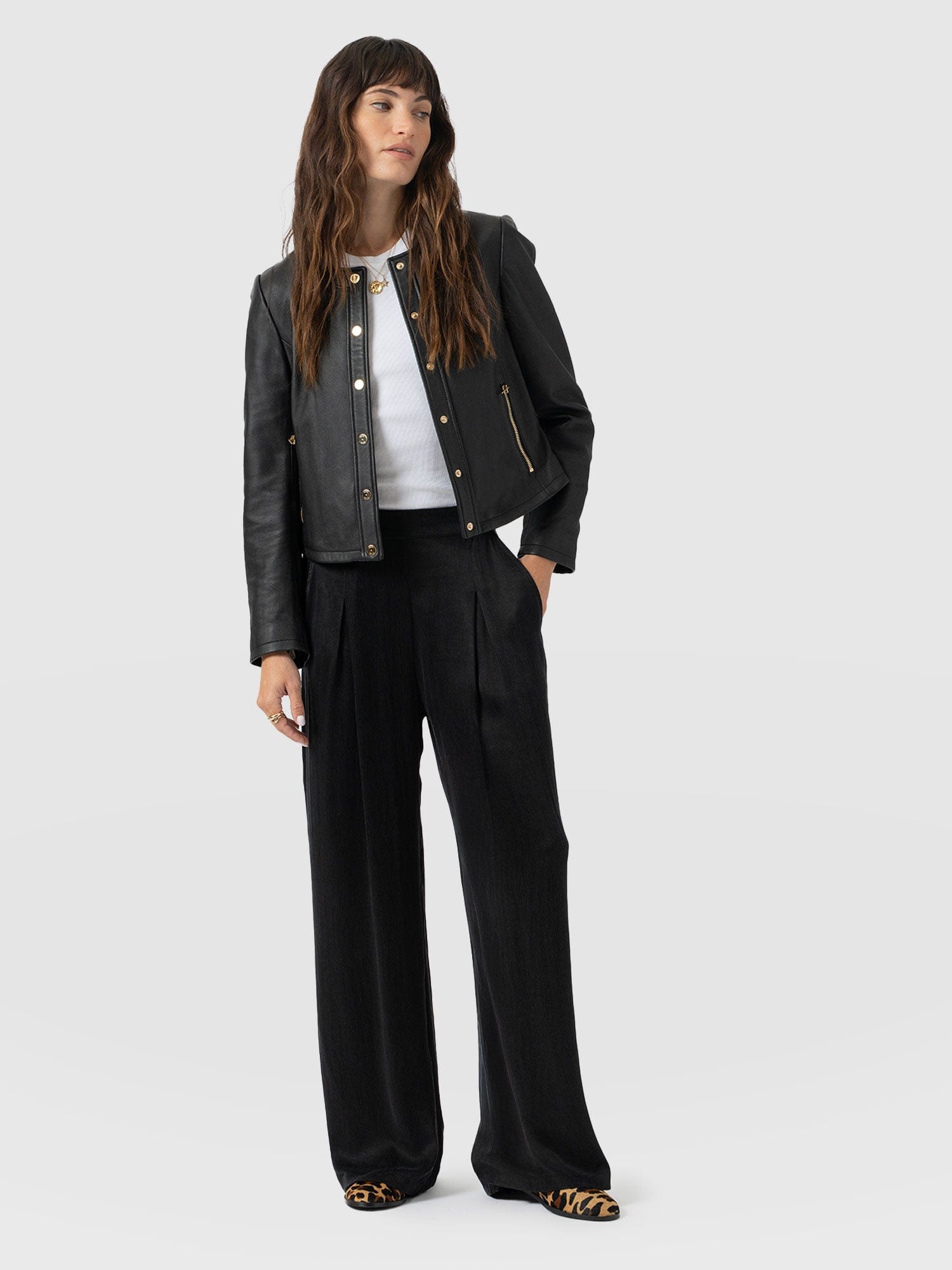 Rowan Wide Leg Pant Black - Women's Pants | Saint and Sofia® USA