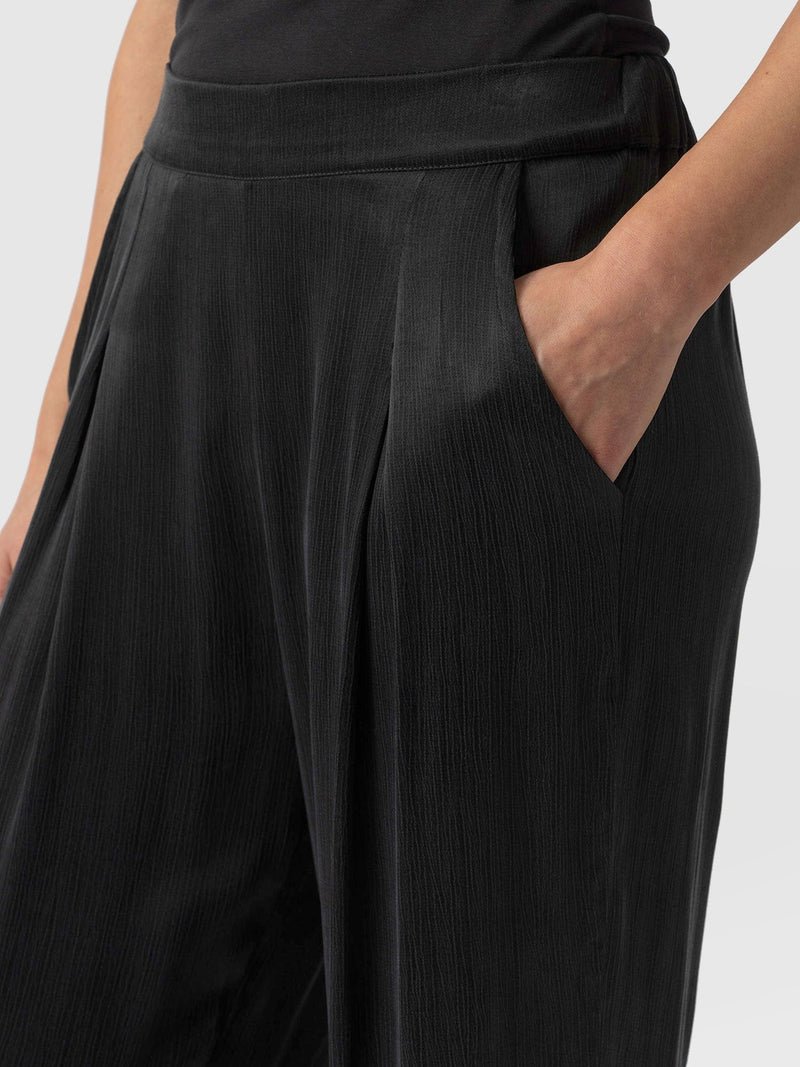 Rowan Wide Leg Pant Black - Women's Pants | Saint + Sofia® USA