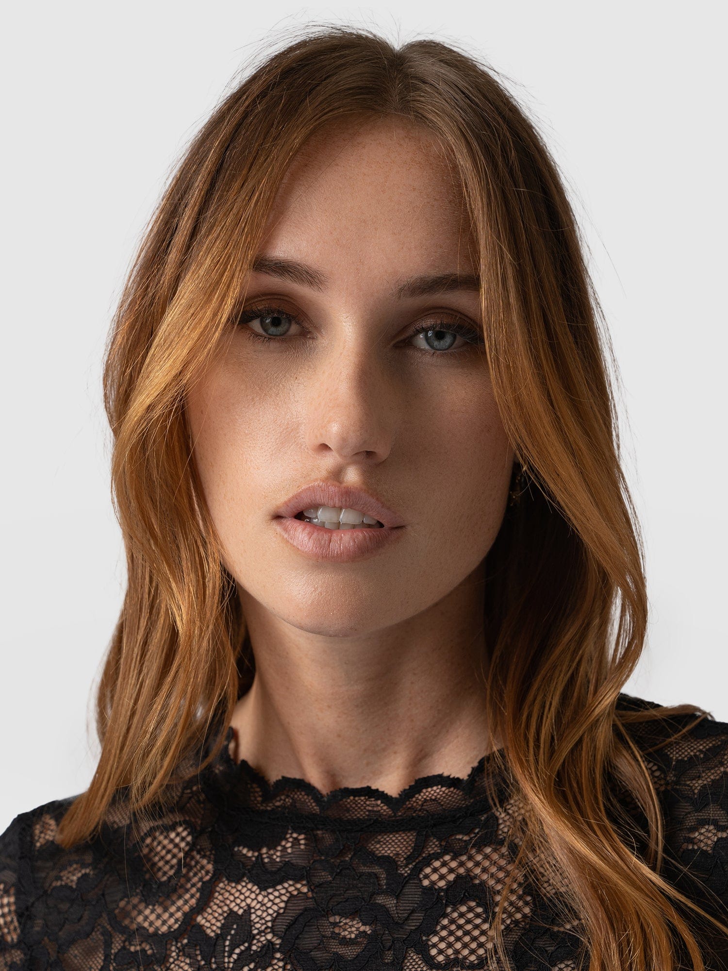 Runway Lace Dress Black - Women's Dresses | Saint + Sofia® USA