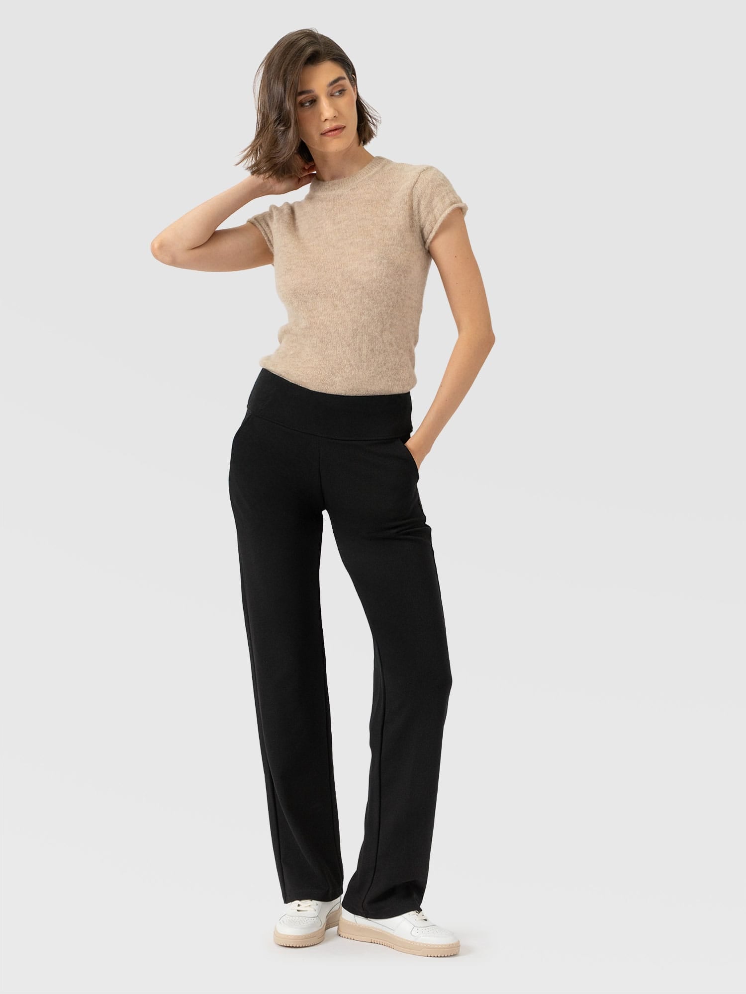 Runway Pant Black - Women's Pants | Saint and Sofia® USA