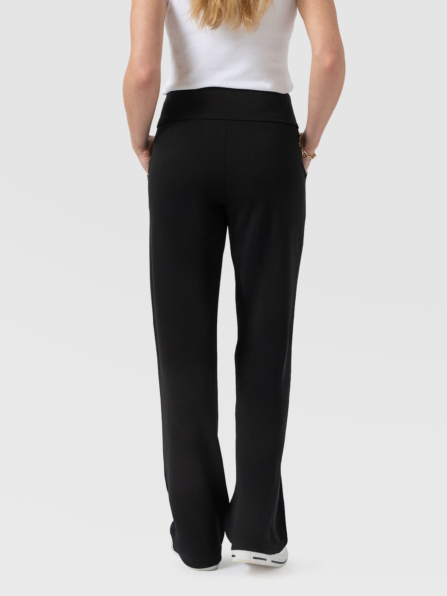 Runway Pant Black - Women's Pants | Saint + Sofia® USA