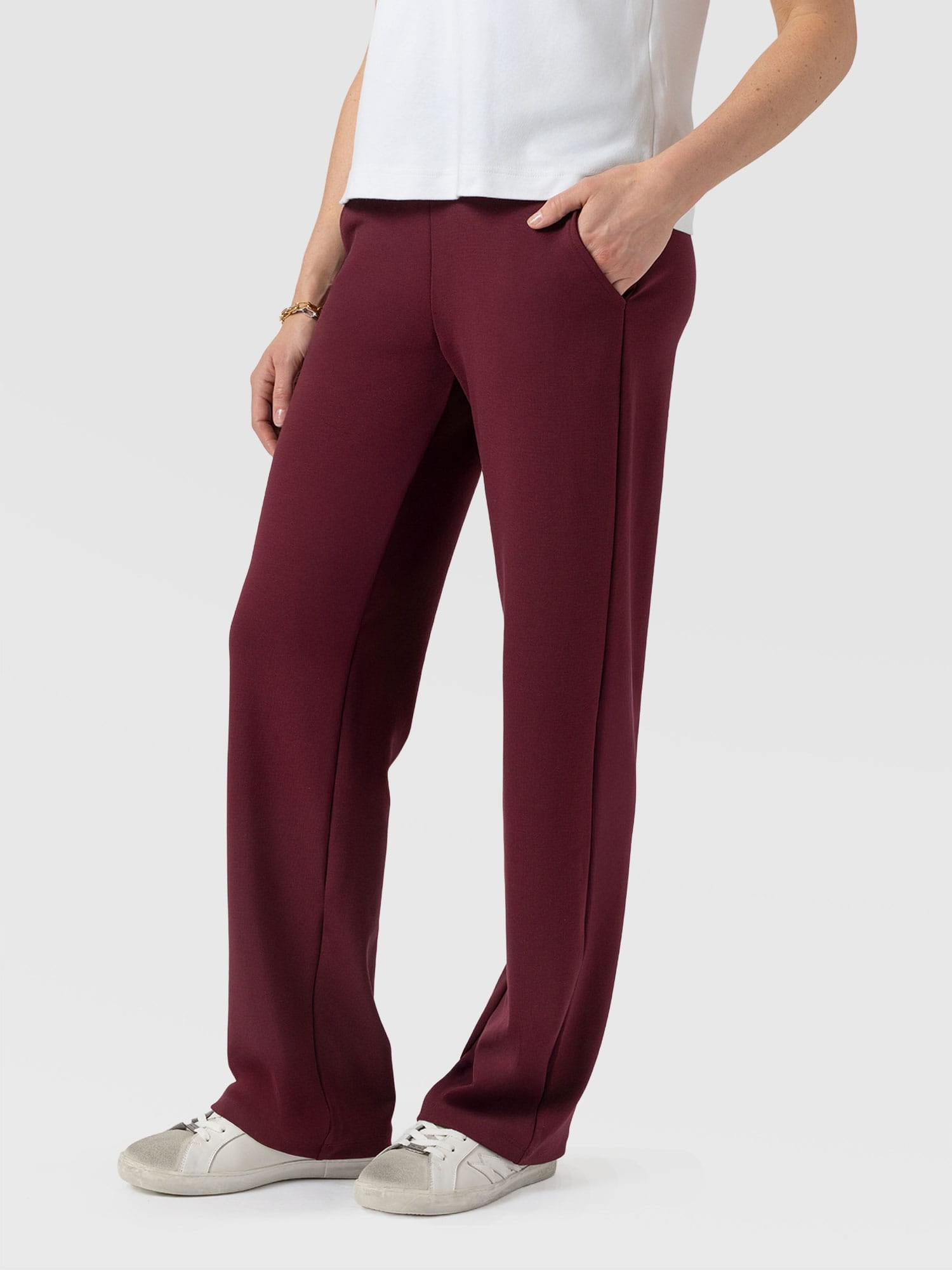 Runway Pant Burgundy - Women's Pants | Saint + Sofia® USA