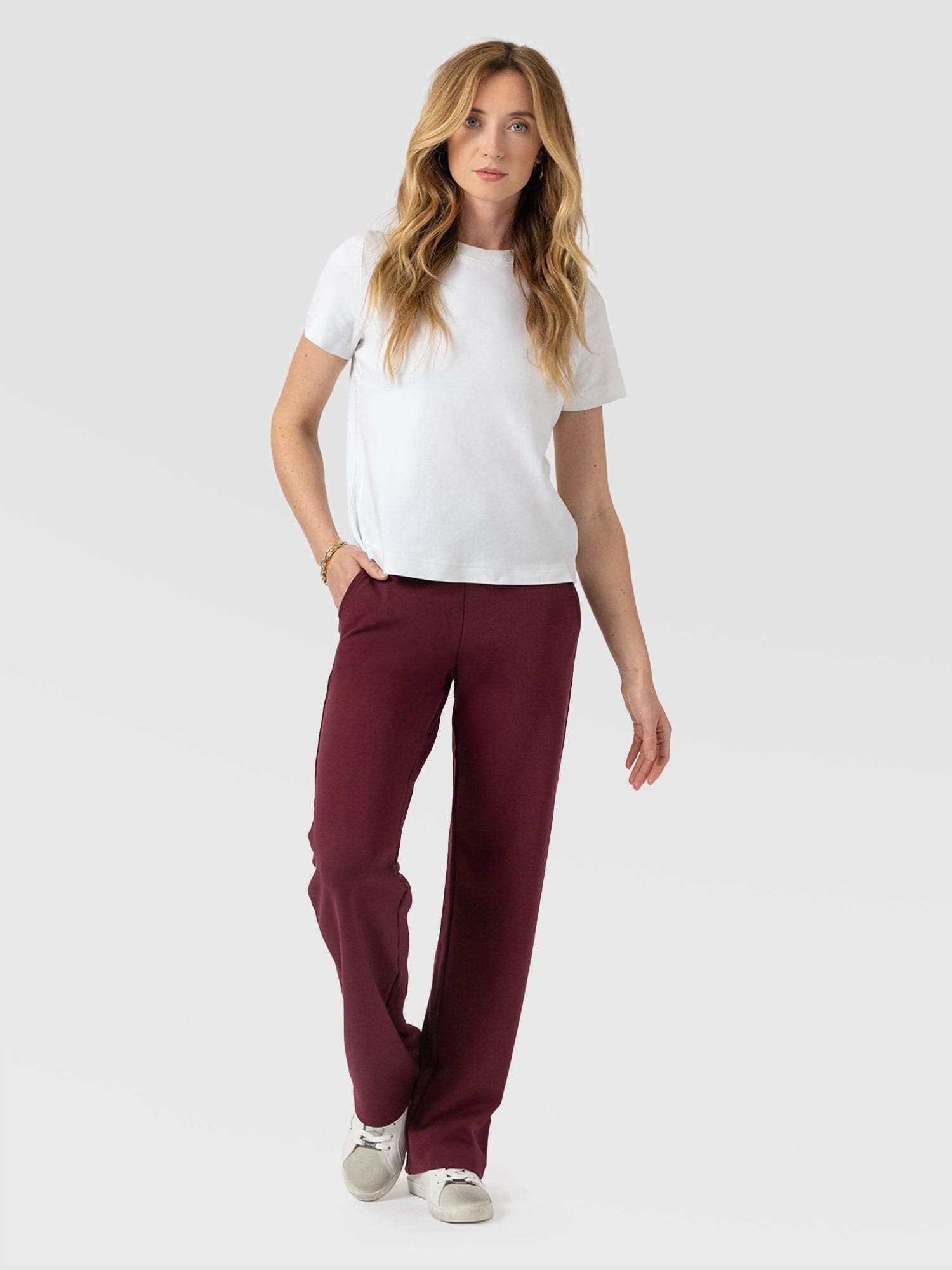 Runway Pant Burgundy - Women's Pants | Saint + Sofia® USA