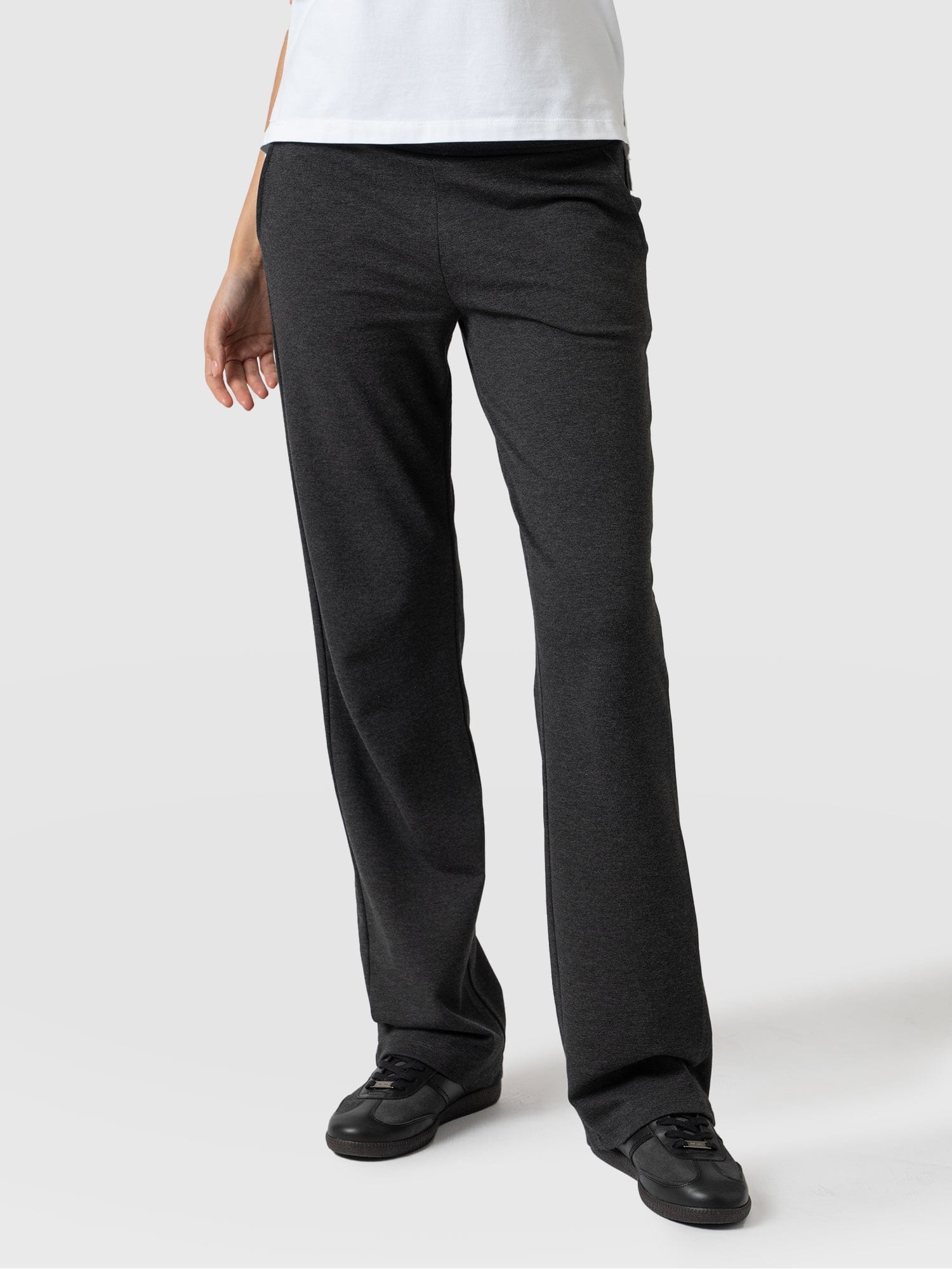 Runway Pant Charcoal - Women's Pants | Saint + Sofia® USA