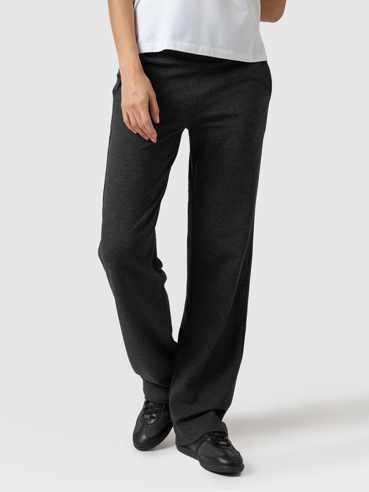 Runway Pant Charcoal - Women's Pants | Saint + Sofia® USA