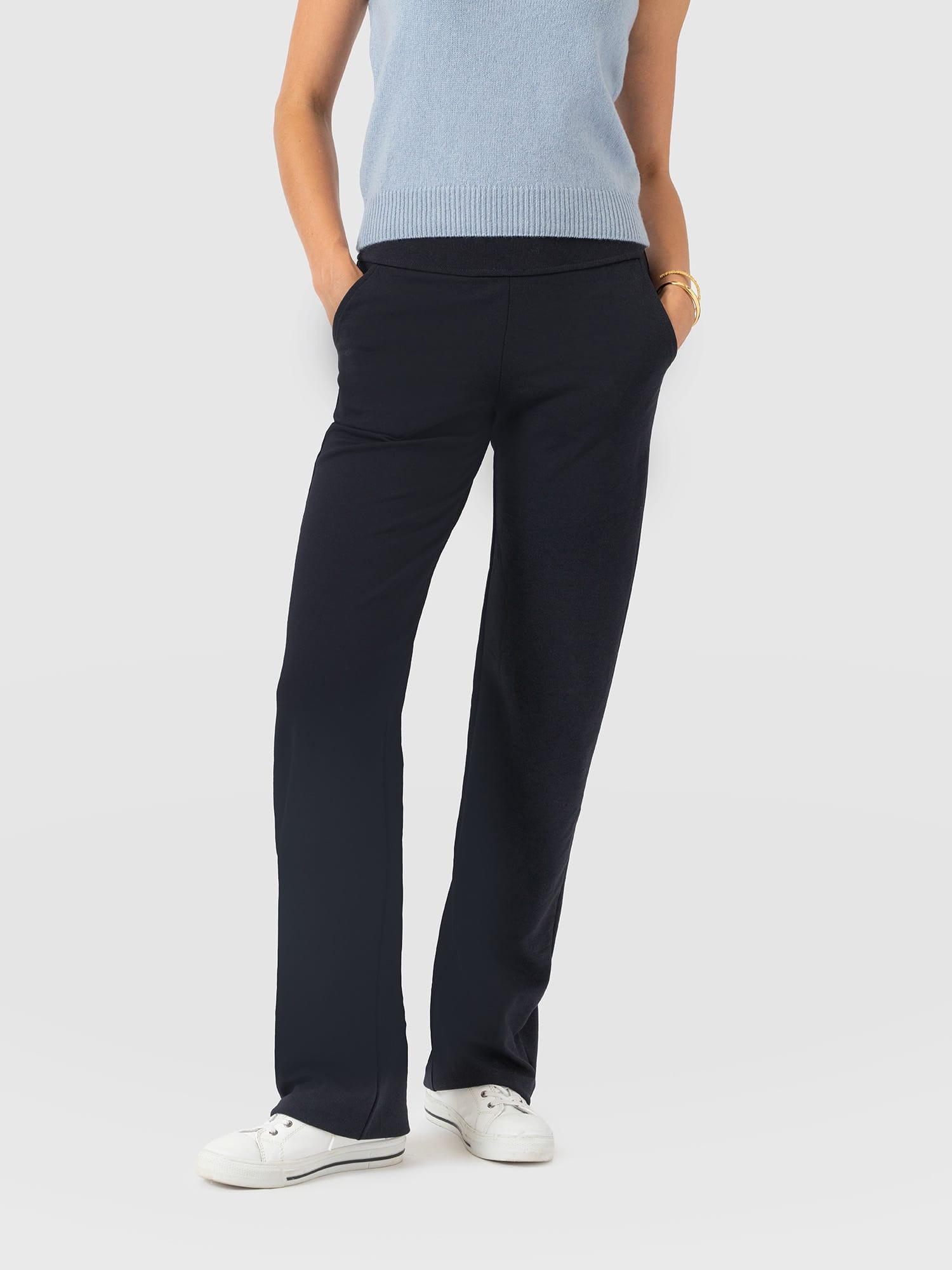 Runway Pant Navy - Women's Pants | Saint and Sofia® USA