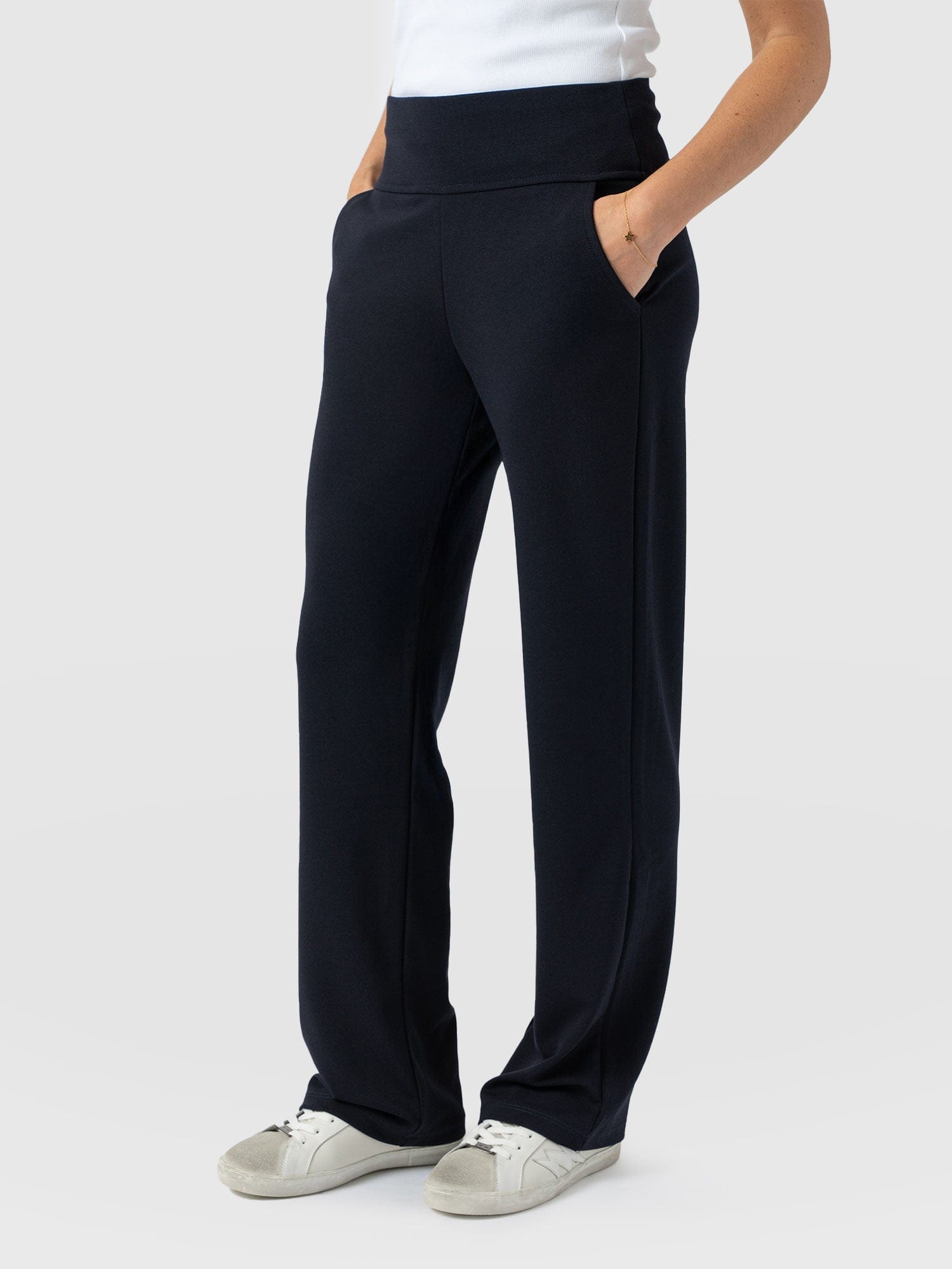 Runway Pant Navy - Women's Pants | Saint + Sofia® USA