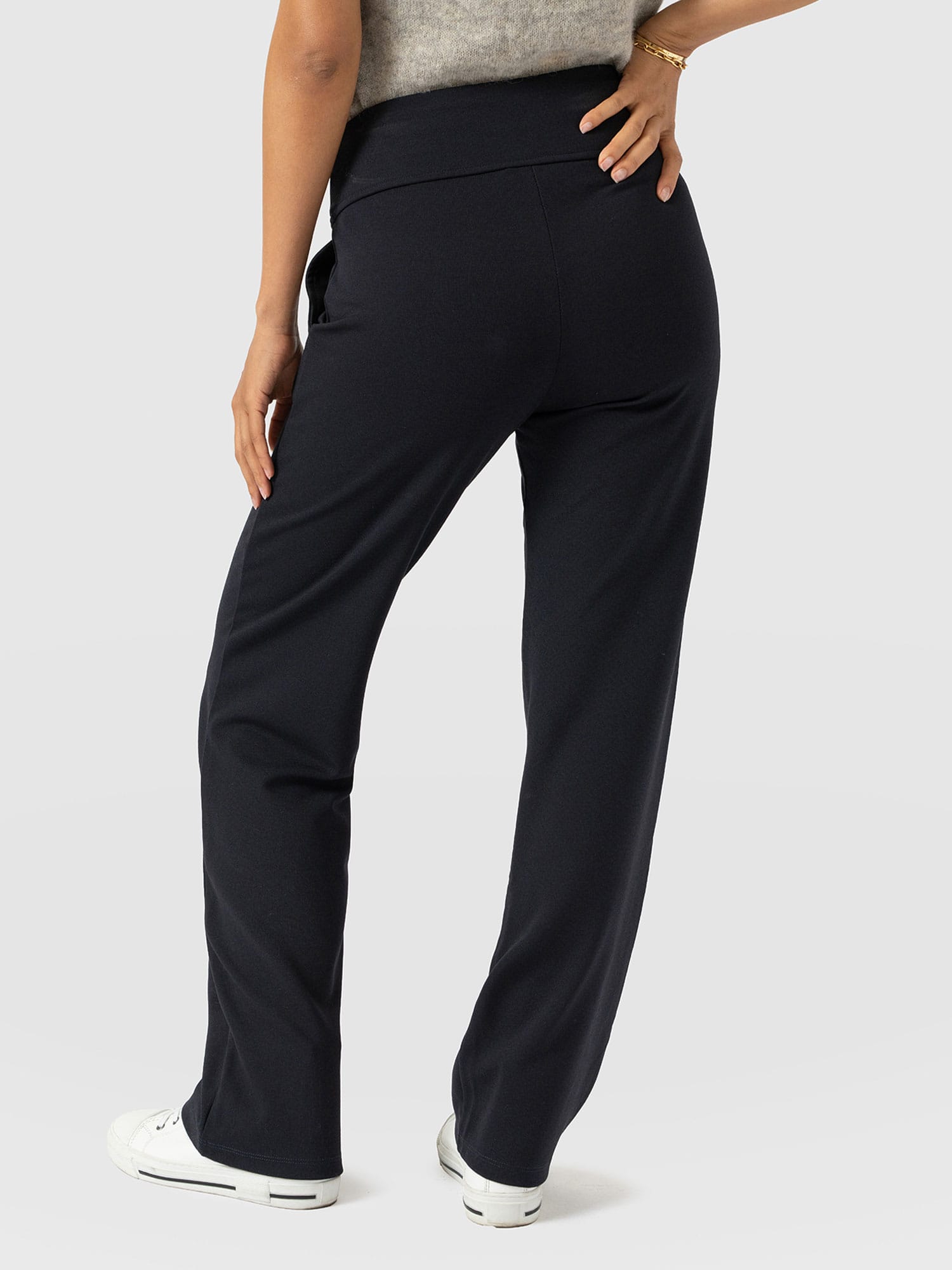Runway Pant Navy - Women's Pants | Saint + Sofia® USA