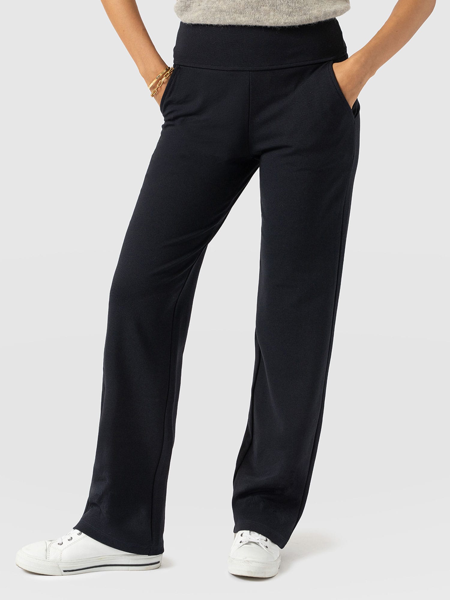 Runway Pant Navy - Women's Pants | Saint + Sofia® USA