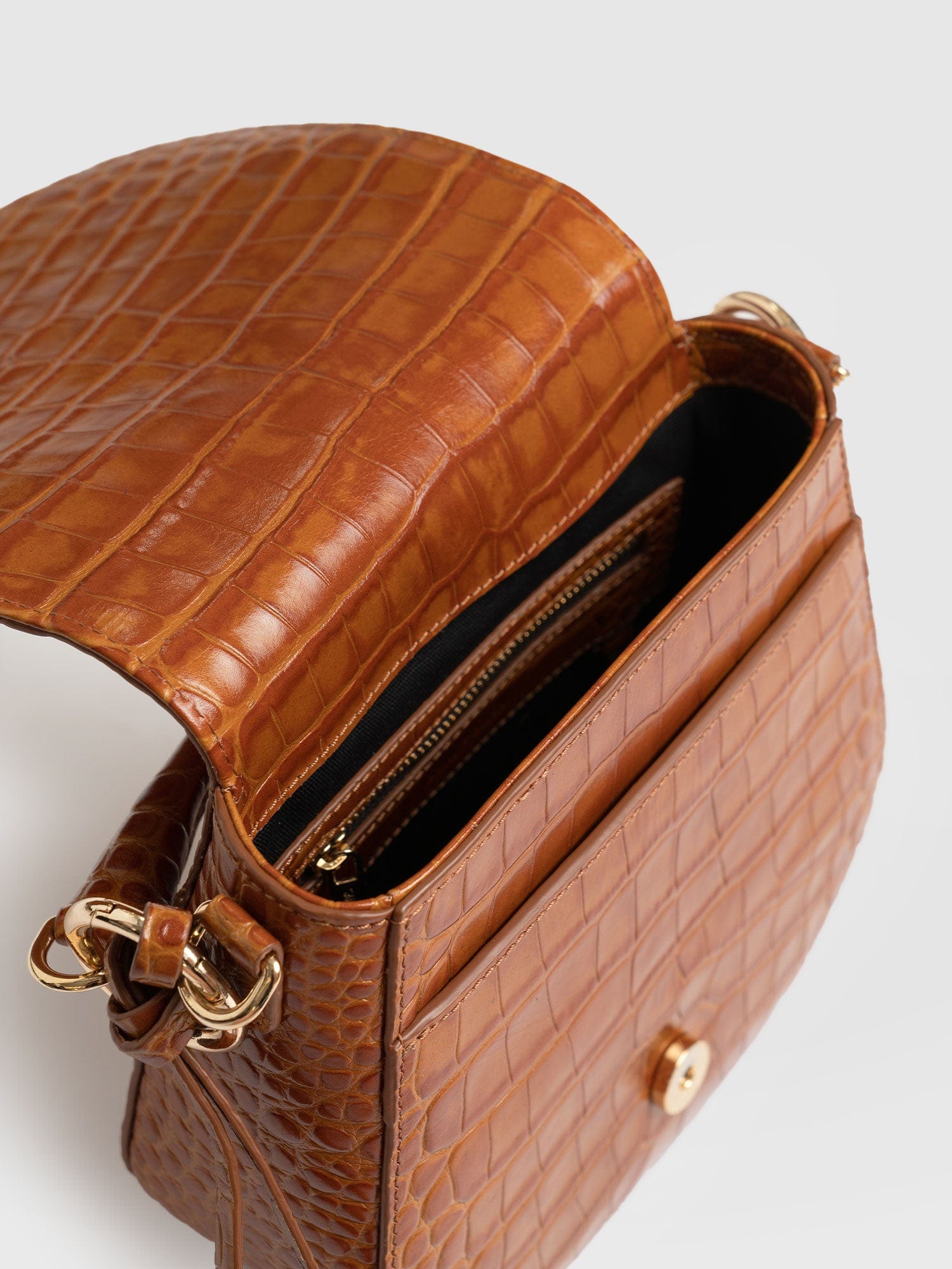 Saddle Bag Brown Croc - Women's Handbag | Saint + Sofia® USA