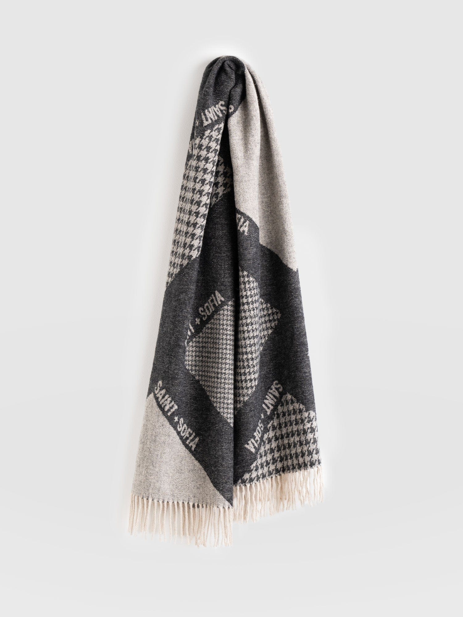 Saint + Sofia Scarf Black/Grey - Women's Scarf | Saint + Sofia® USA