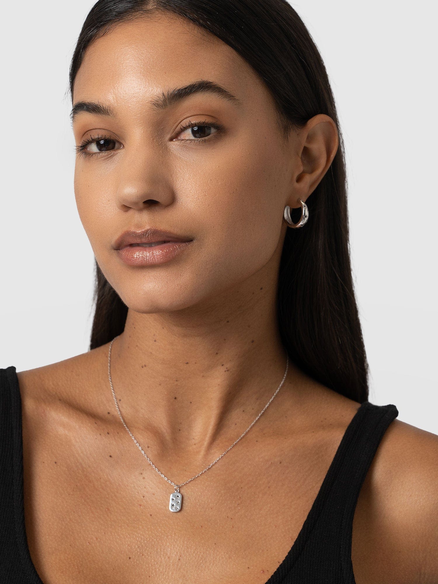 Scatter Star Charm Necklace Silver - Women's Jewellery | Saint + Sofia® USA