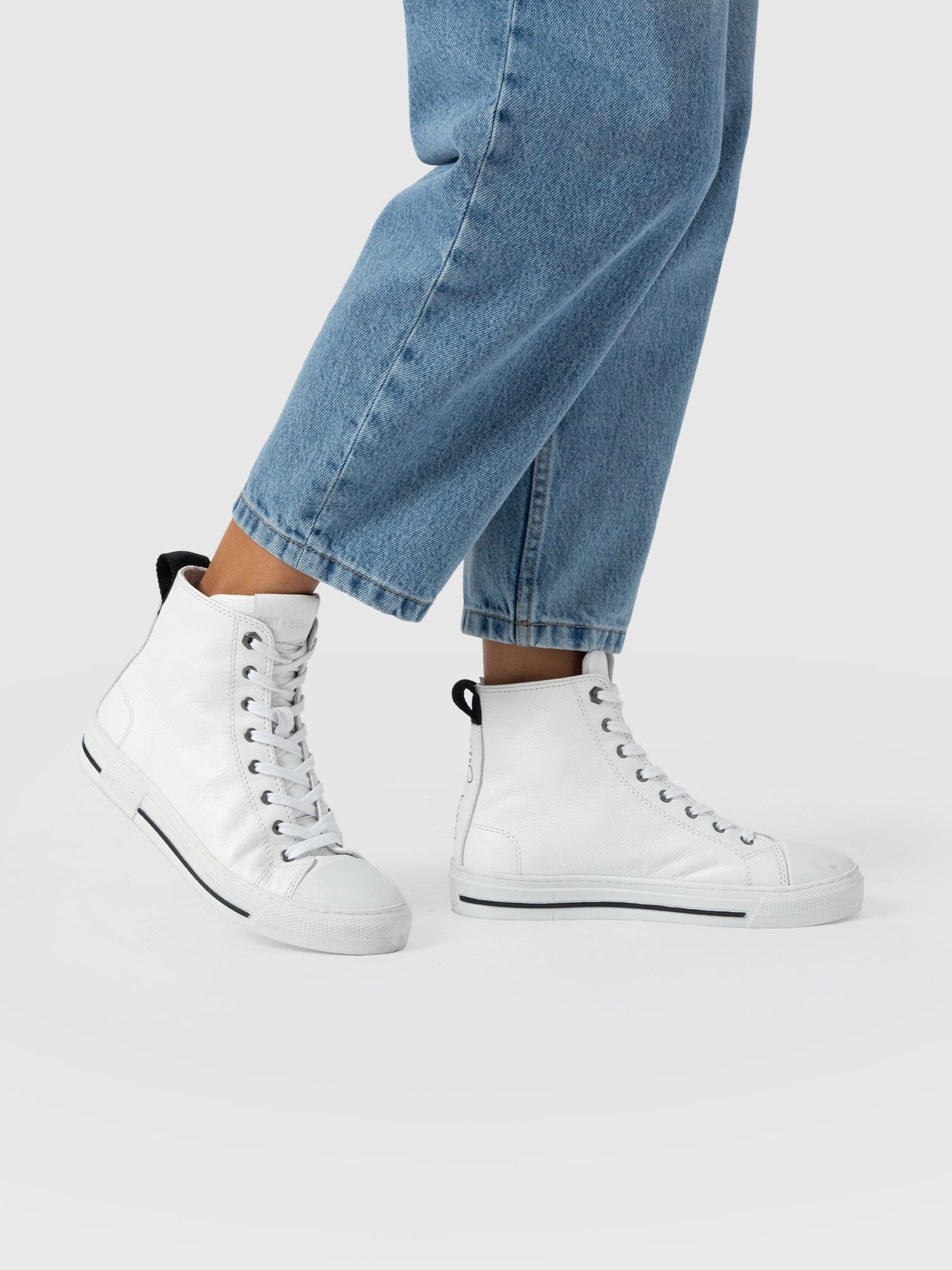 Skye High Top Sneaker - White - Women's Shoes | Saint + Sofia® USA