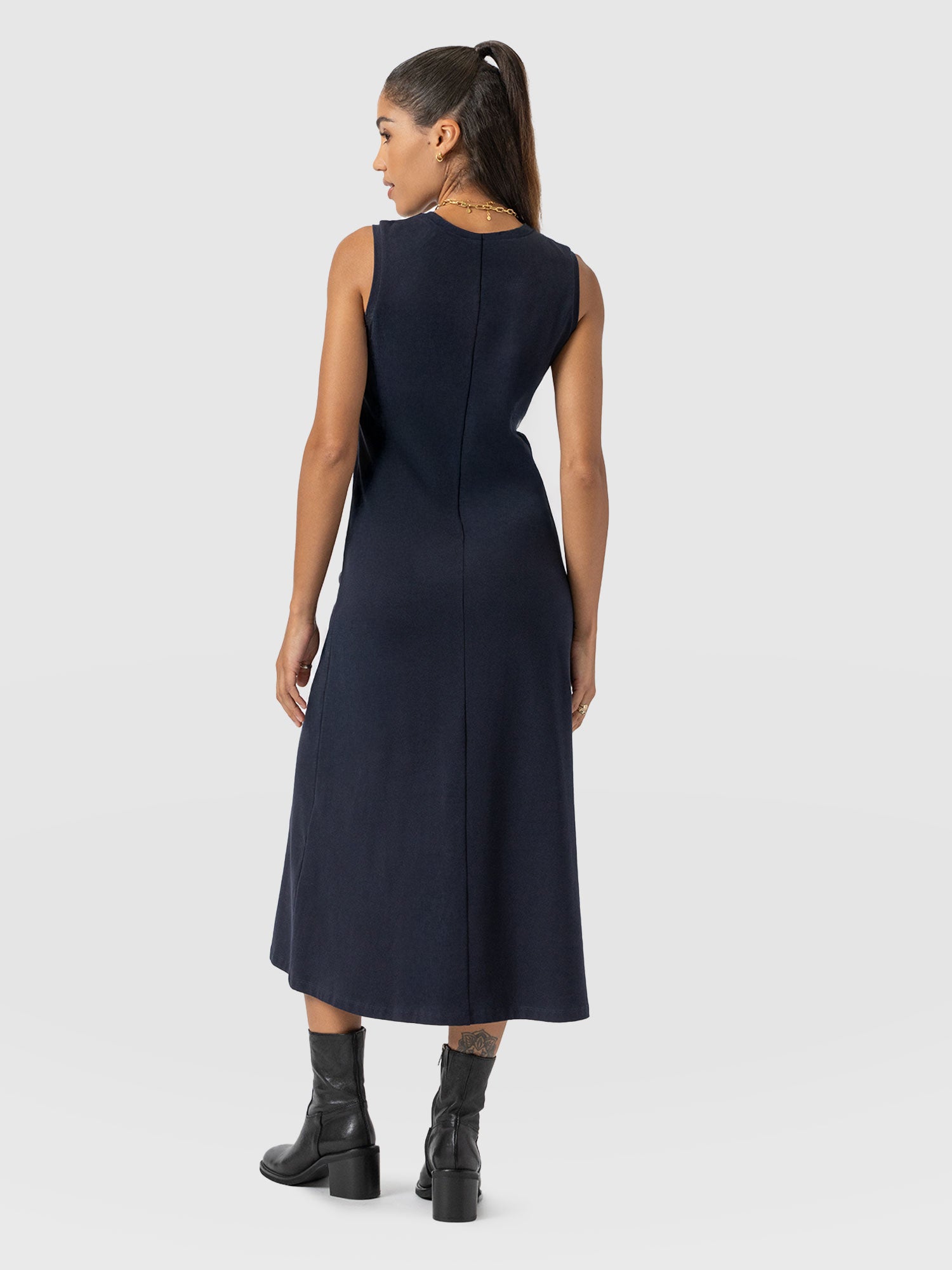 Sleeveless Runway Maxi Dress - Navy - Women's Dresss | Saint + Sofia® USA