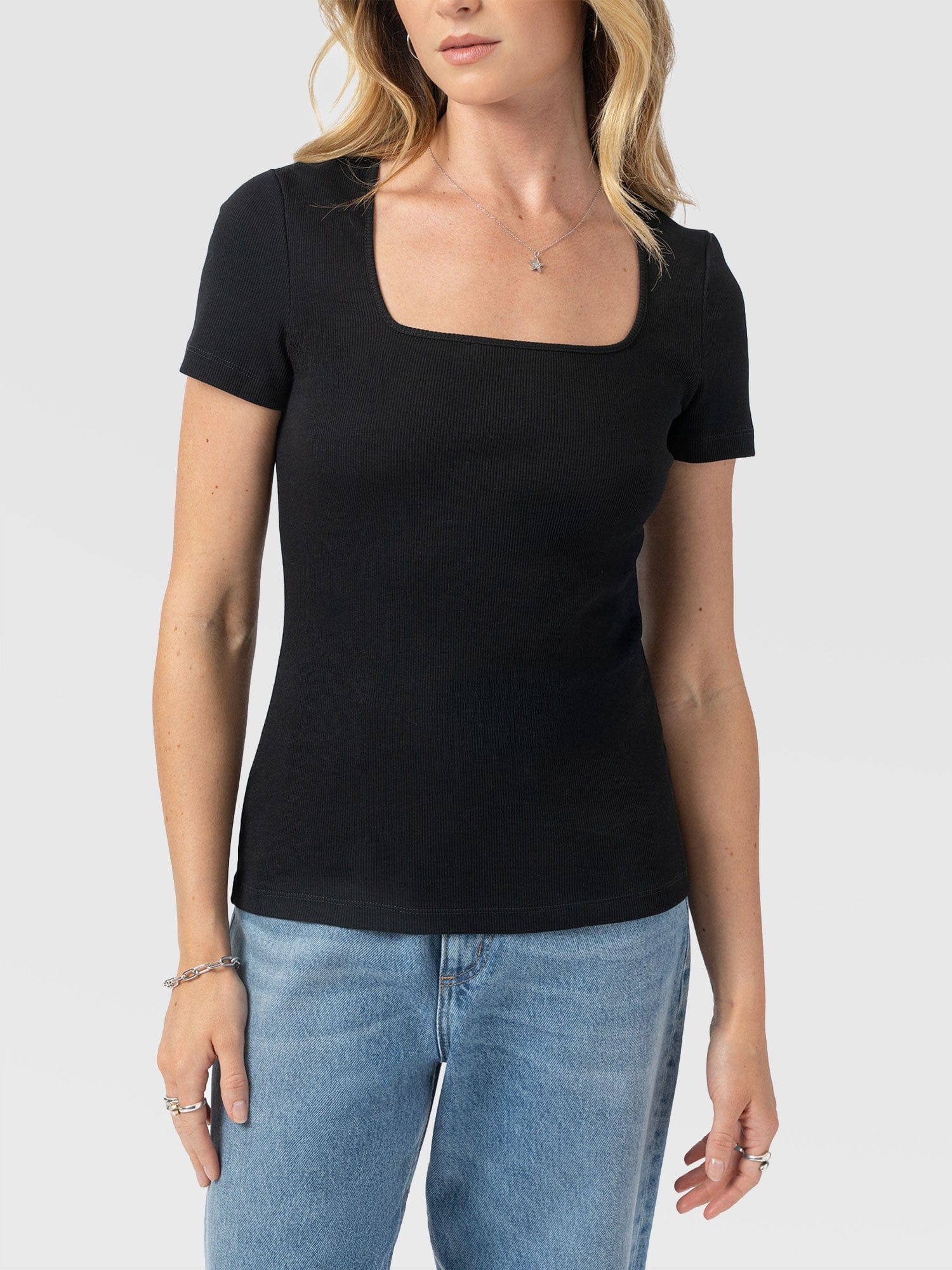 Sloane Ribbed Short Sleeve Tee - Black - Women's T-shirts | Saint + Sofia® USA