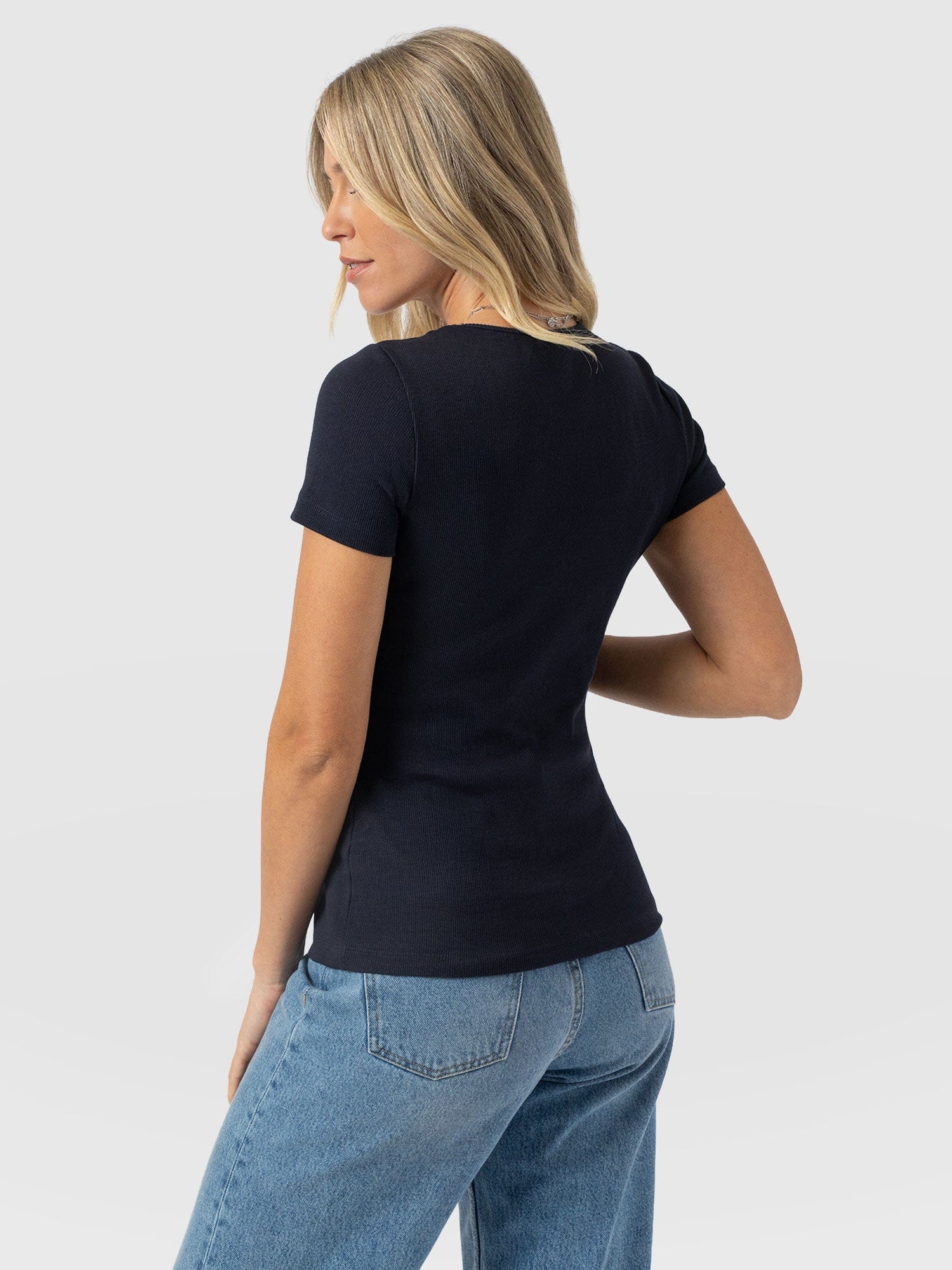 Sloane Ribbed Short Sleeve Tee - Navy - Women's T-shirts | Saint + Sofia® USA
