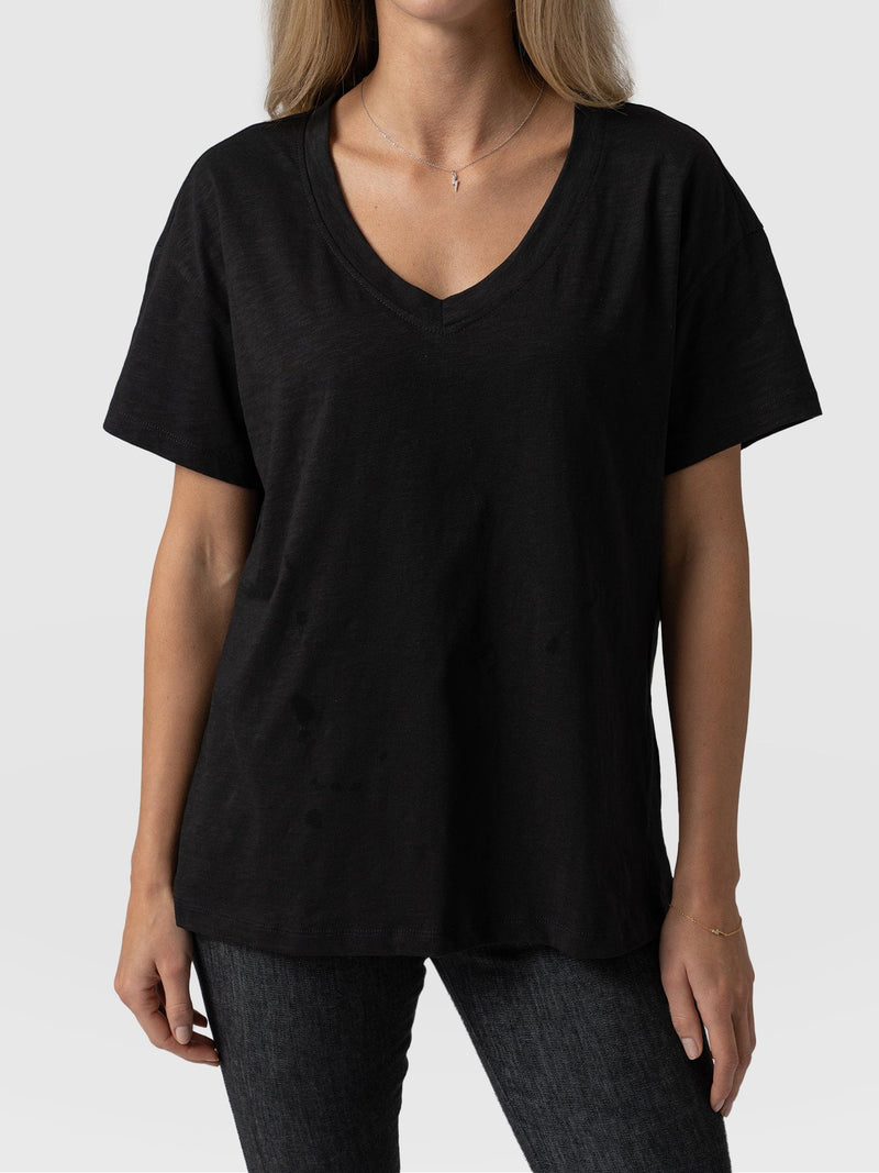 Slub Relaxed Fit V Neck Tee Black - Women's T-shirts | Saint + Sofia® USA