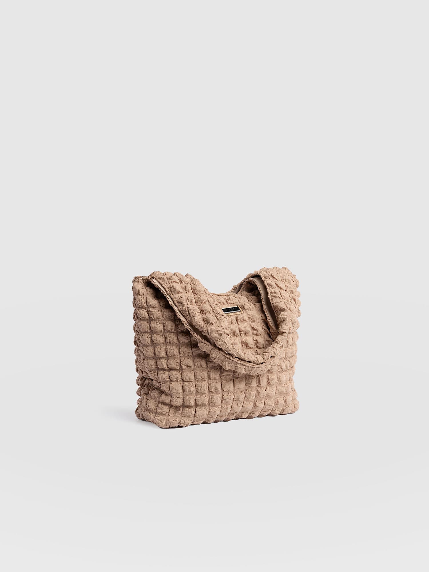 Soho Shoulder Tote Bag Beige - Women's Bags | Saint + Sofia® US