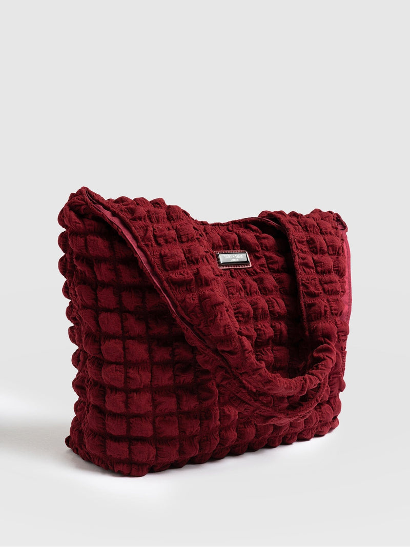 Soho Shoulder Tote Bag Burgundy - Women's Bags | Saint + Sofia® US