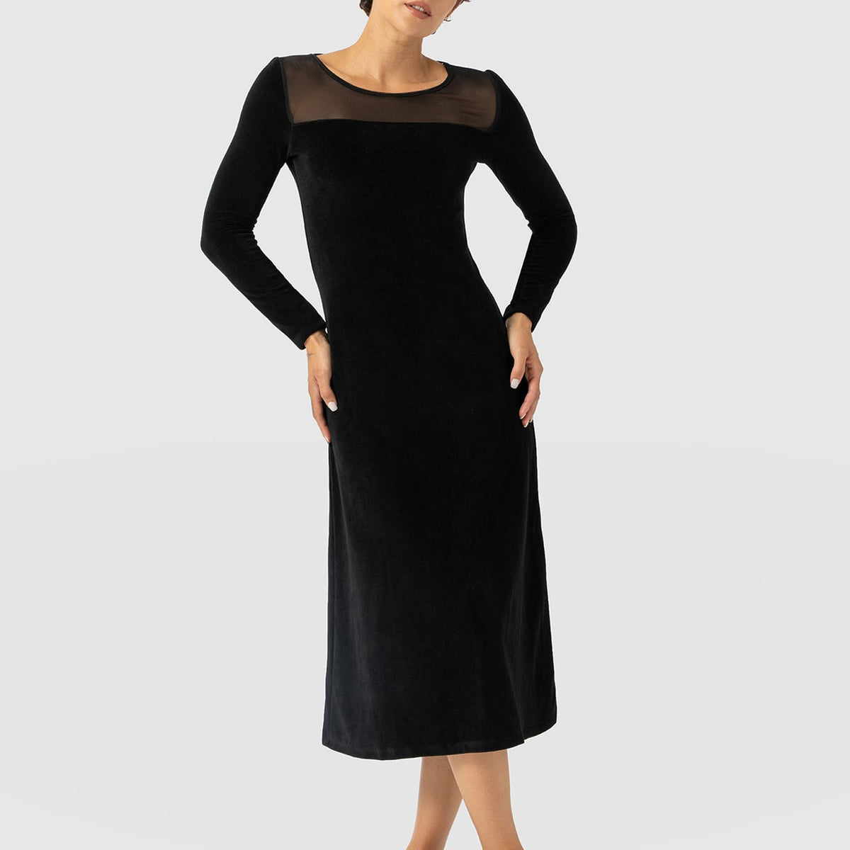 long sleeve dresses black Cecelia Dress fitted waist sits atop a mermaid A Line Backless Long Sleeves