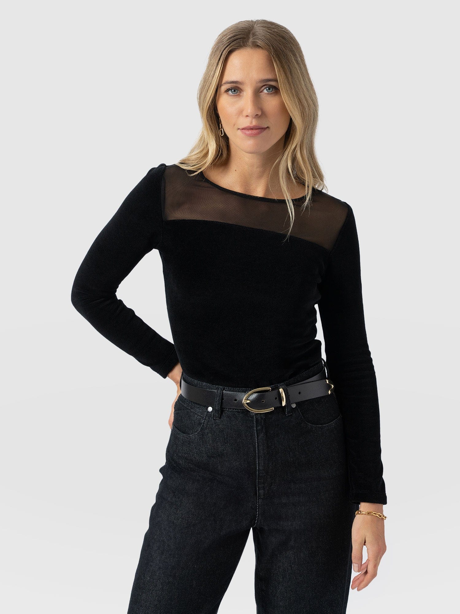 Storm Mesh Long Sleeve Tee - Black Velvet - Women's T-shirts | Saint + Sofia® USA