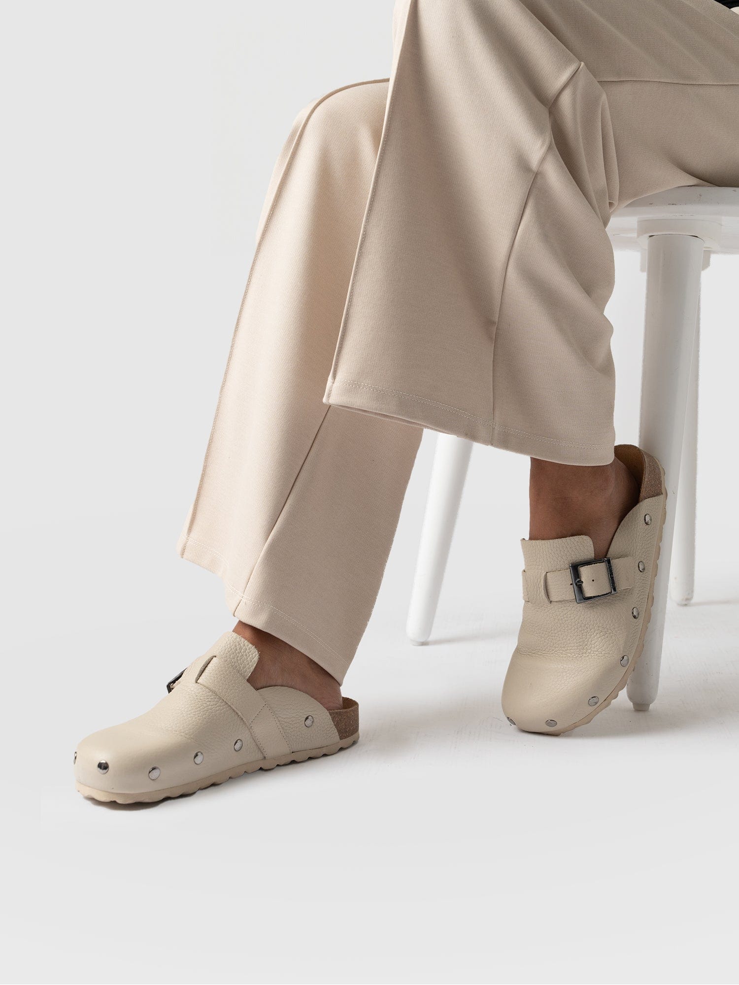 Studded Clogs Cream - Women's Shoes | Saint + Sofia® USA