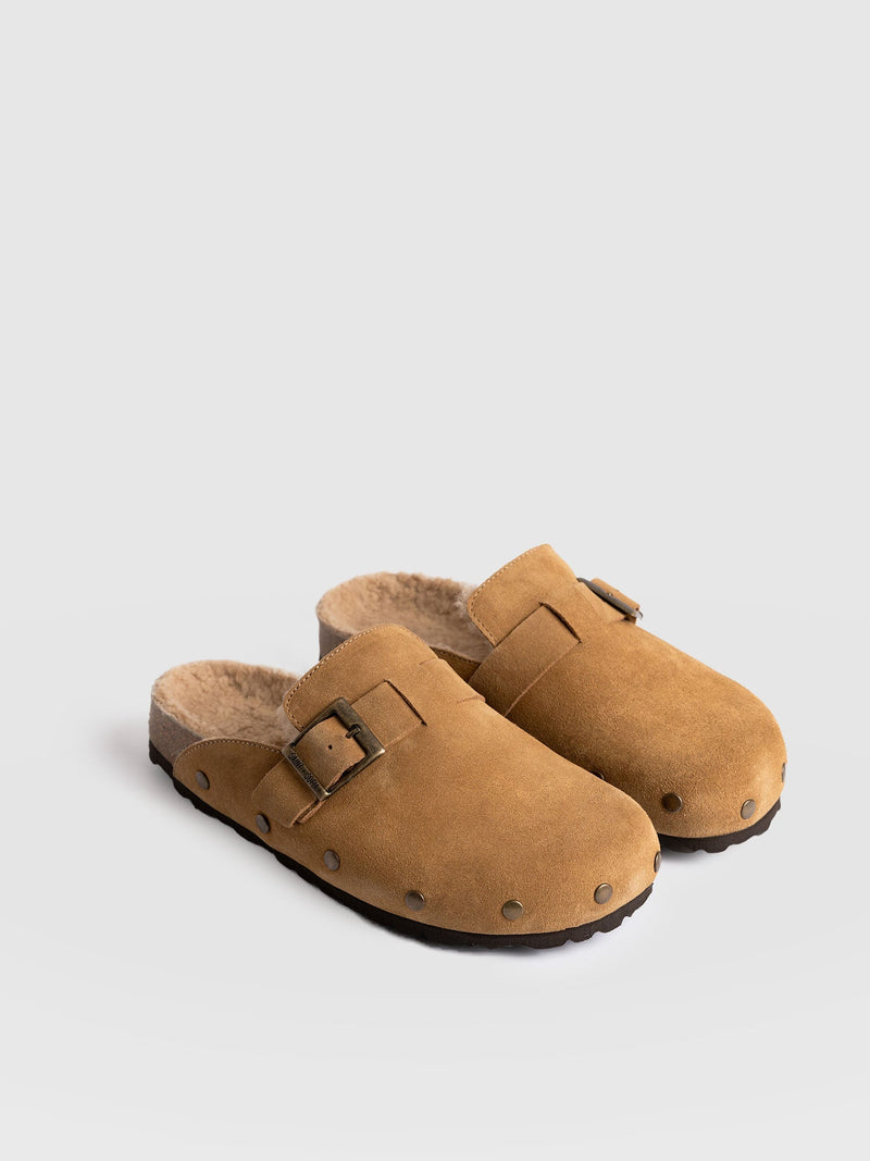 Studded Clogs - Tan Shearling