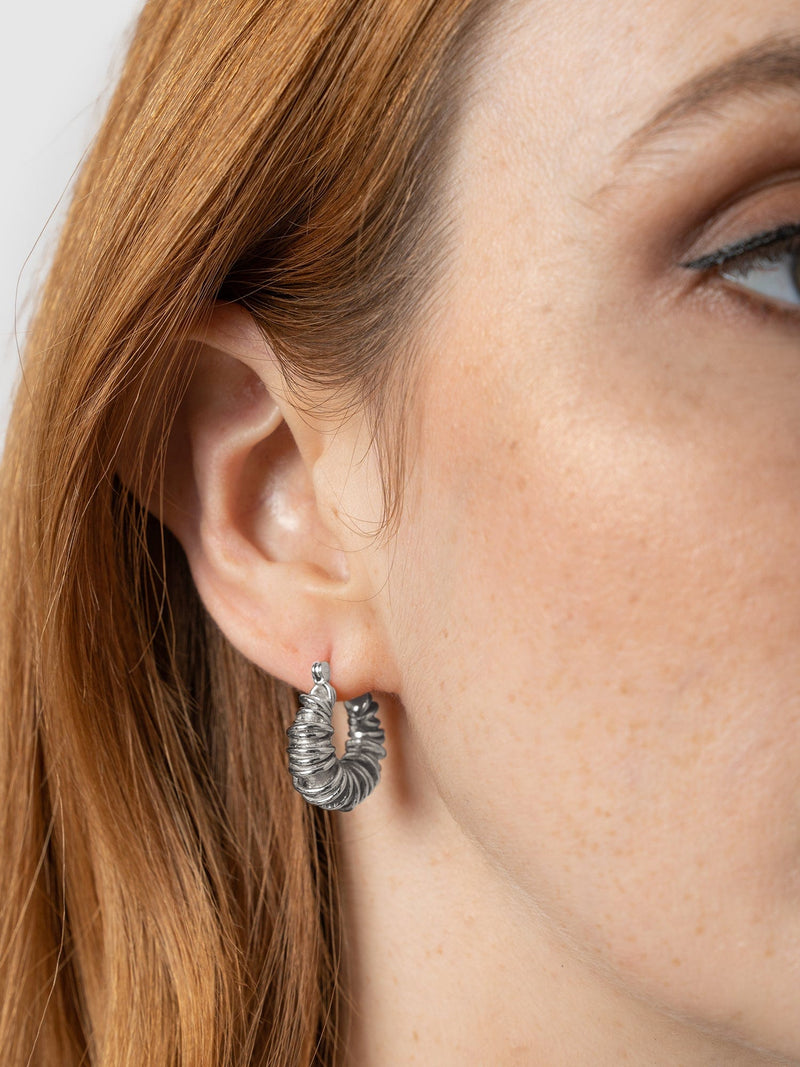Swirl Hoop Earrings Silver - Women's Jewellery | Saint + Sofia® USA