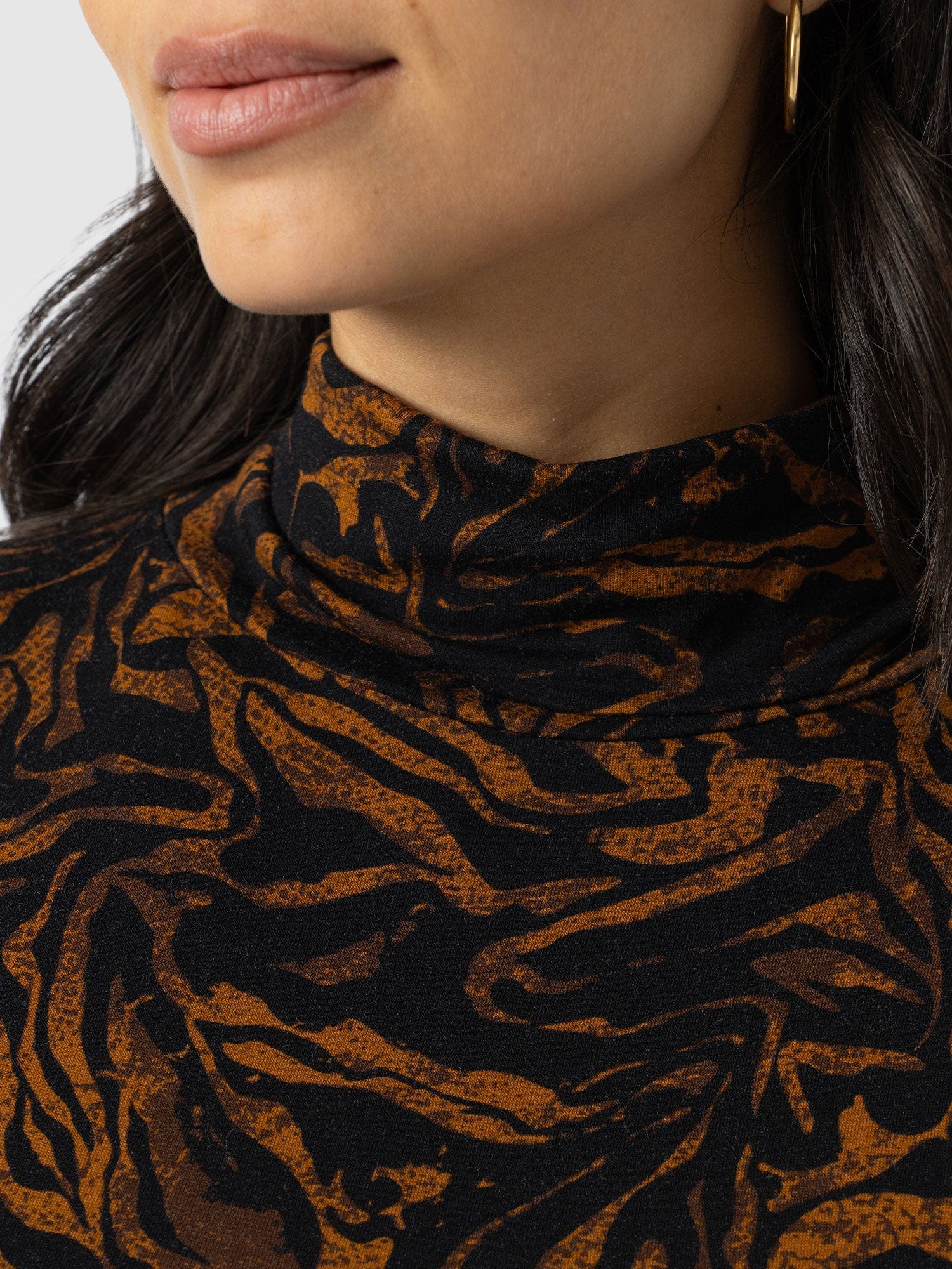 Tempest Roll Neck - Brown Zebra - Women's T-shirts | Saint + Sofia® USA