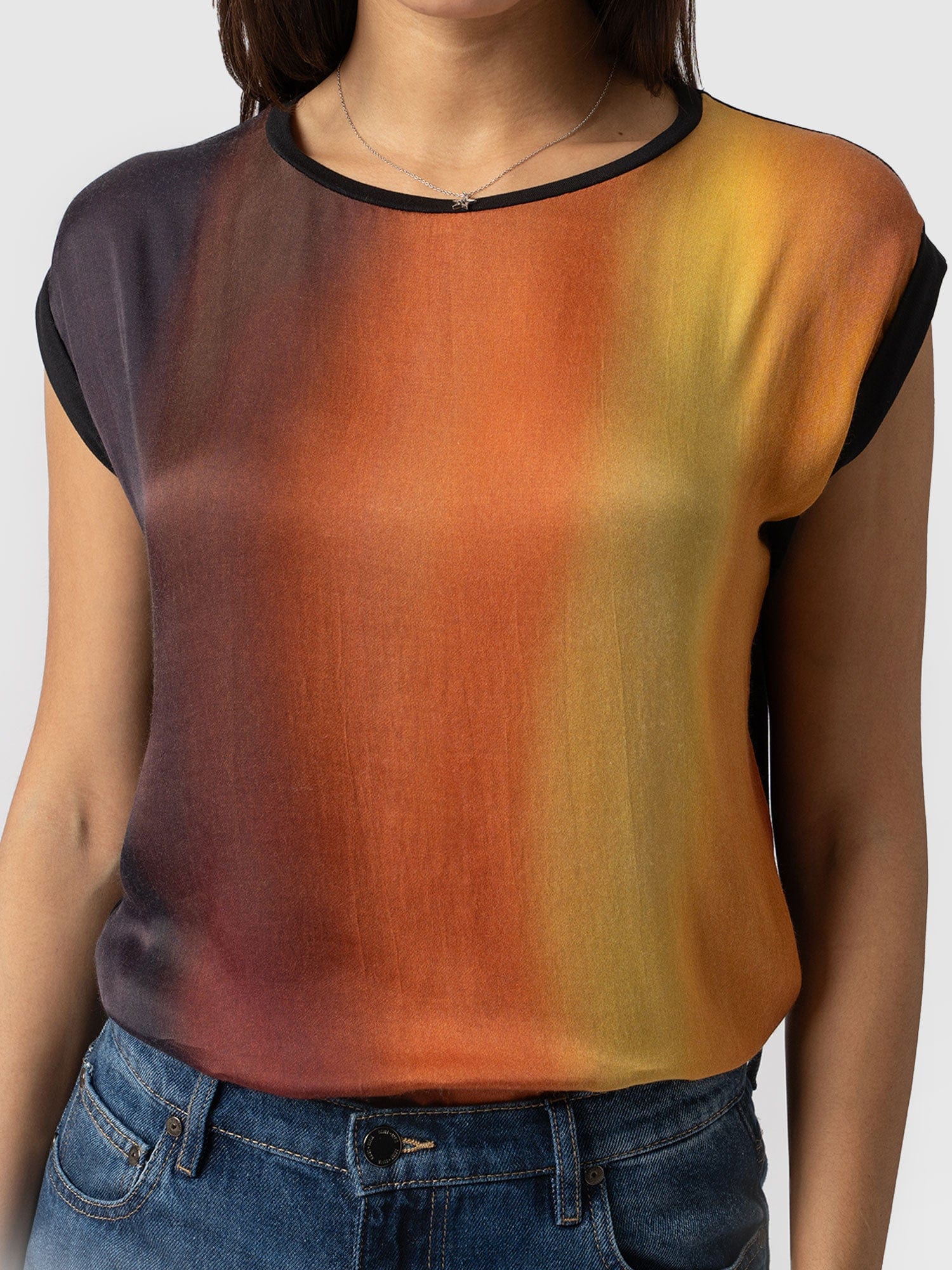 Turn Up Contrast Tee Amber Gradient - Women's T-Shirts | Saint + Sofia® USA