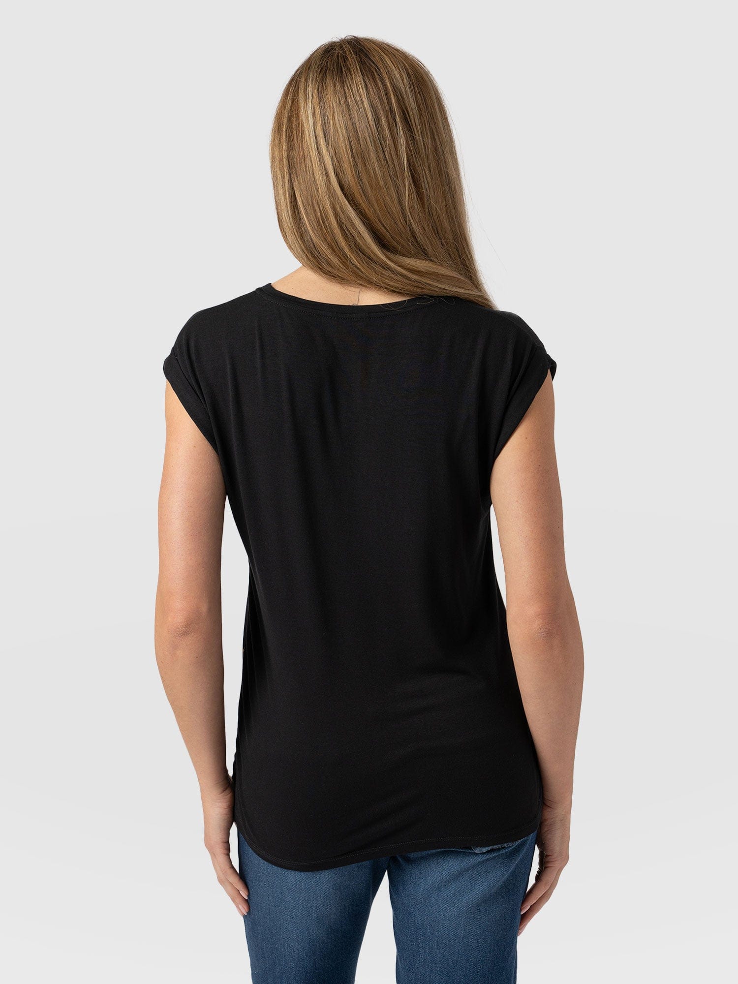 Turn Up Contrast Tee Black Paisley - Women's T-Shirts | Saint + Sofia® US