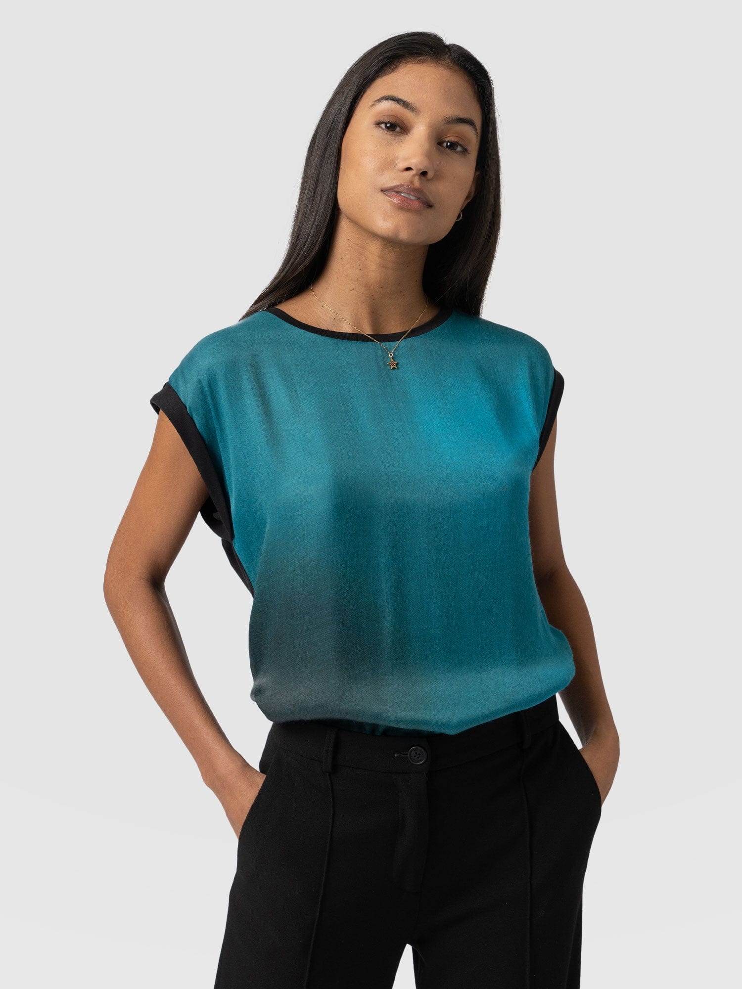 Turn Up Contrast Tee Blue Coral - Women's T-Shirts | Saint + Sofia® USA