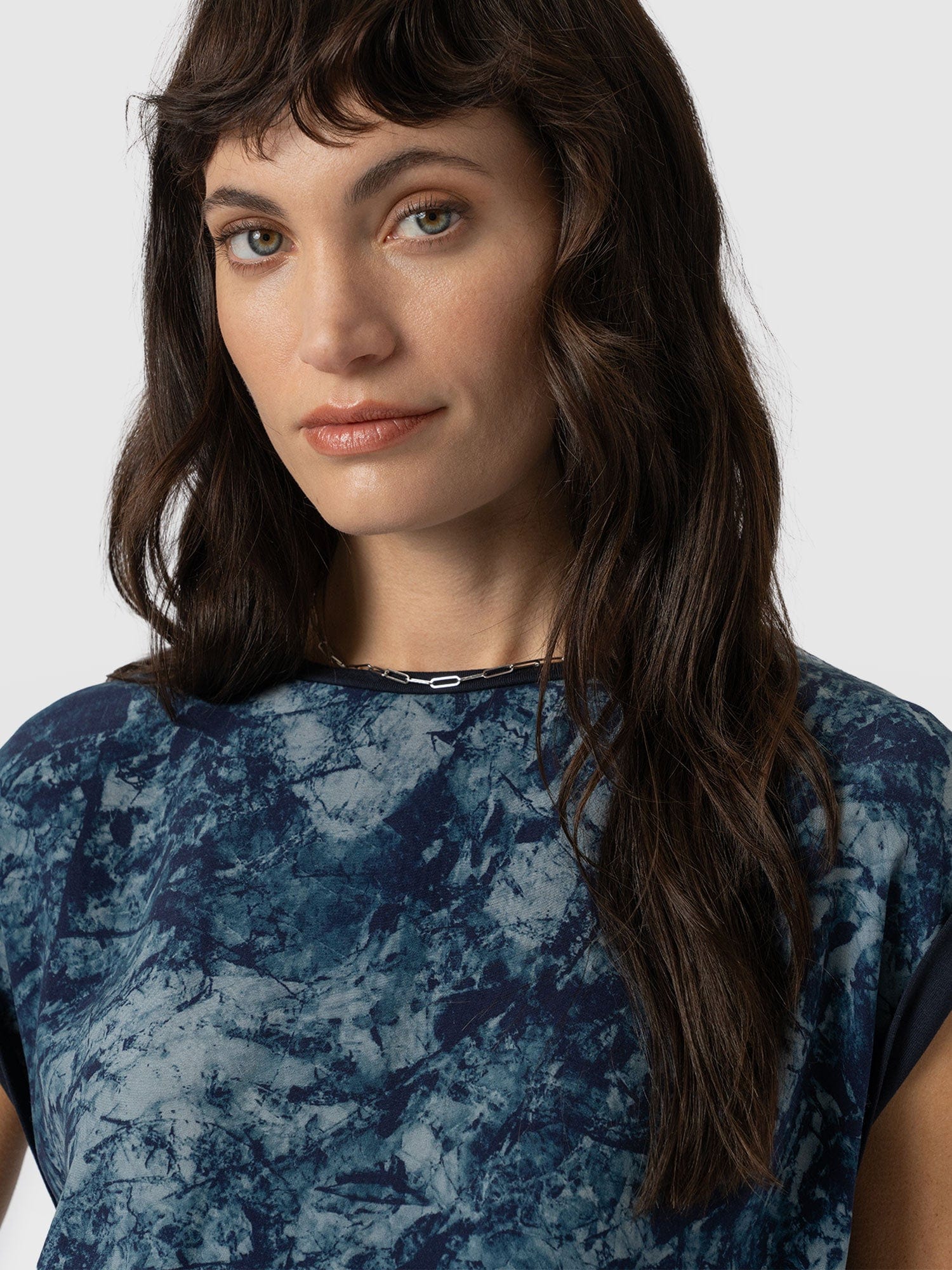 Turn Up Contrast Tee Blue Marble - Women's T-Shirts | Saint and Sofia® USA