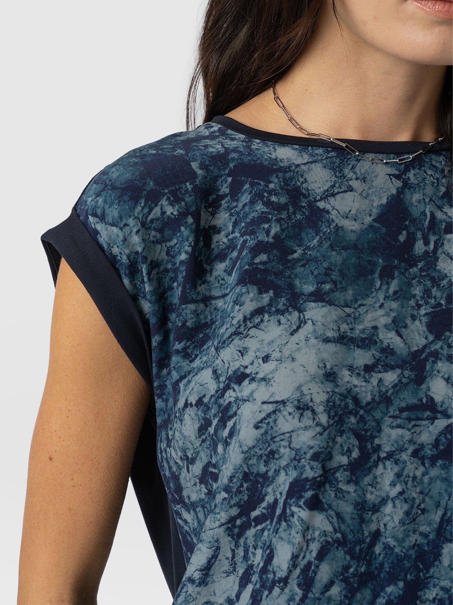 Turn Up Contrast Tee Blue Marble - Women's T-Shirts | Saint and Sofia® USA