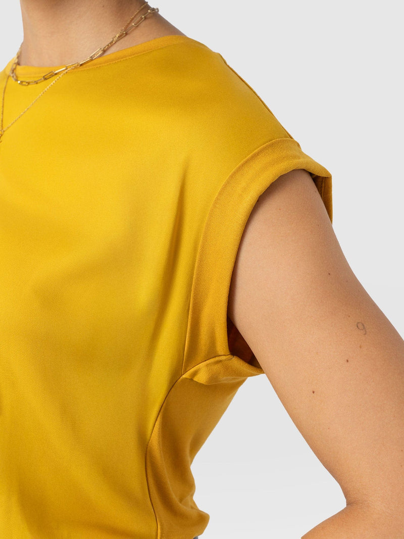 Turn Up Contrast Tee - Golden Yellow - Women's T-shirts | Saint + Sofia® USA