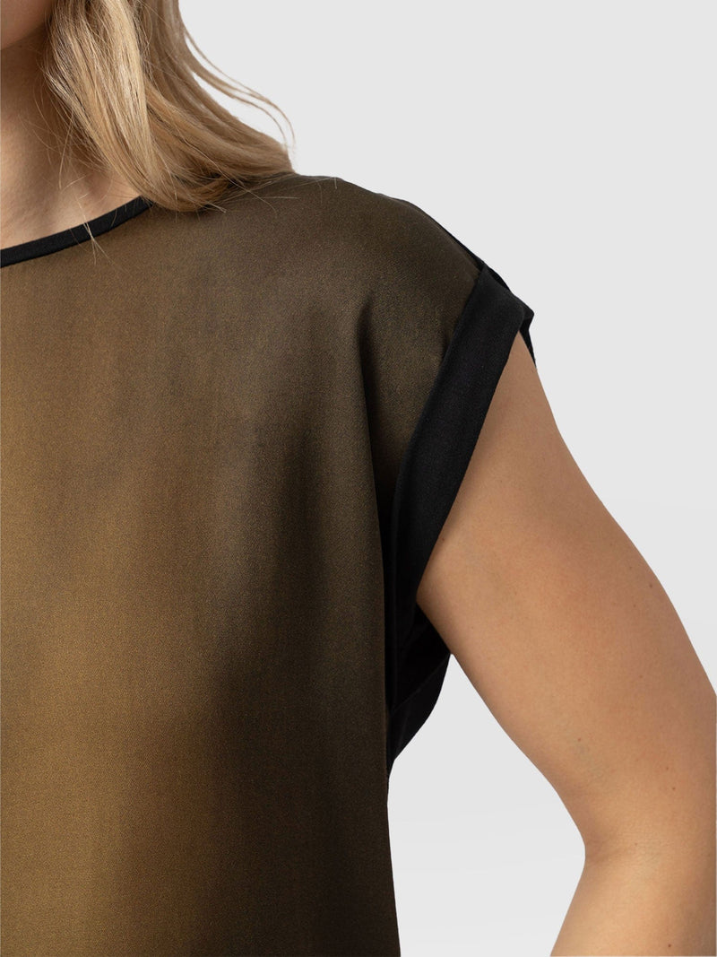 Turn Up Contrast Tee Khaki Gradient - Women's T-Shirts | Saint + Sofia® US