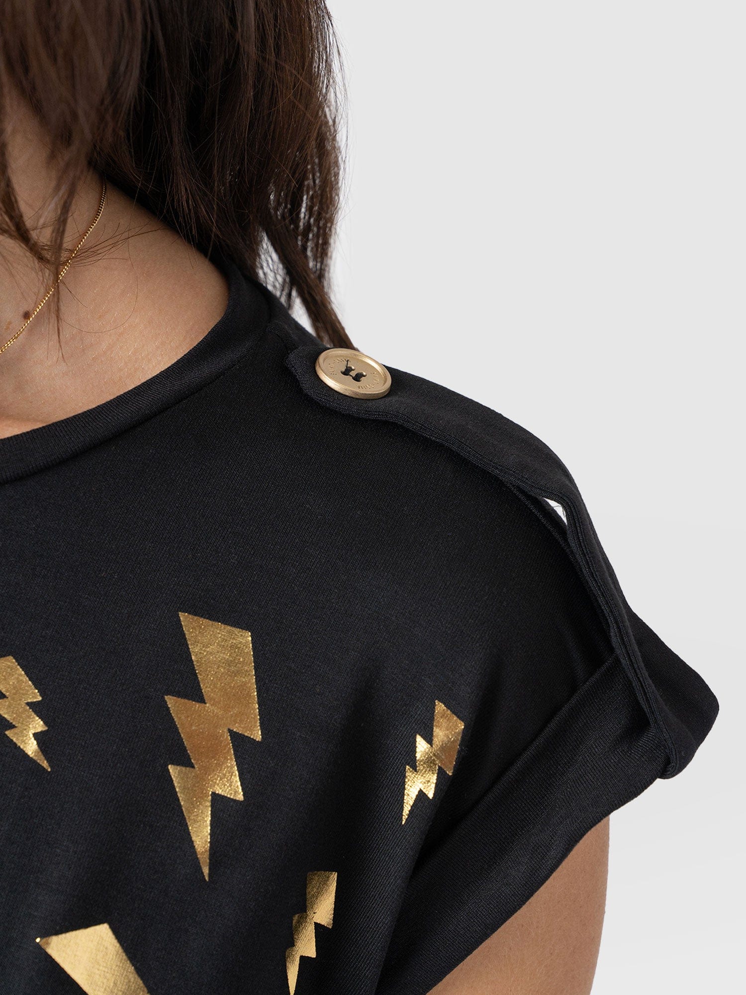 Turn-Up Tee Black Lightning - Women's T-Shirts | Saint + Sofia® USA