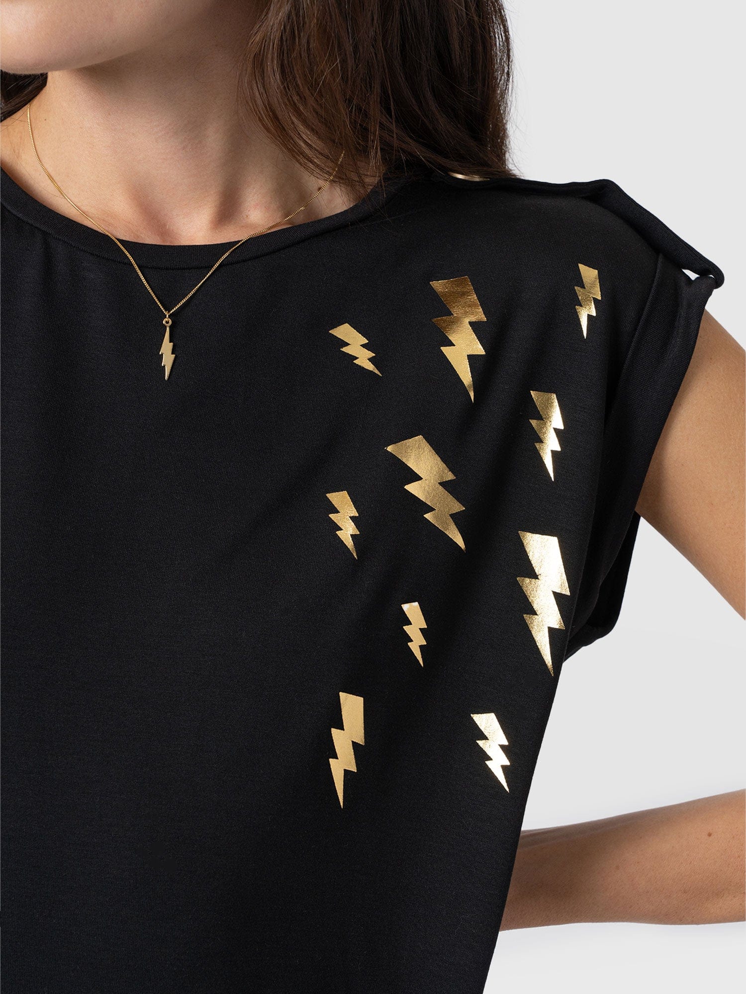 Turn-Up Tee Black Lightning - Women's T-Shirts | Saint + Sofia® USA