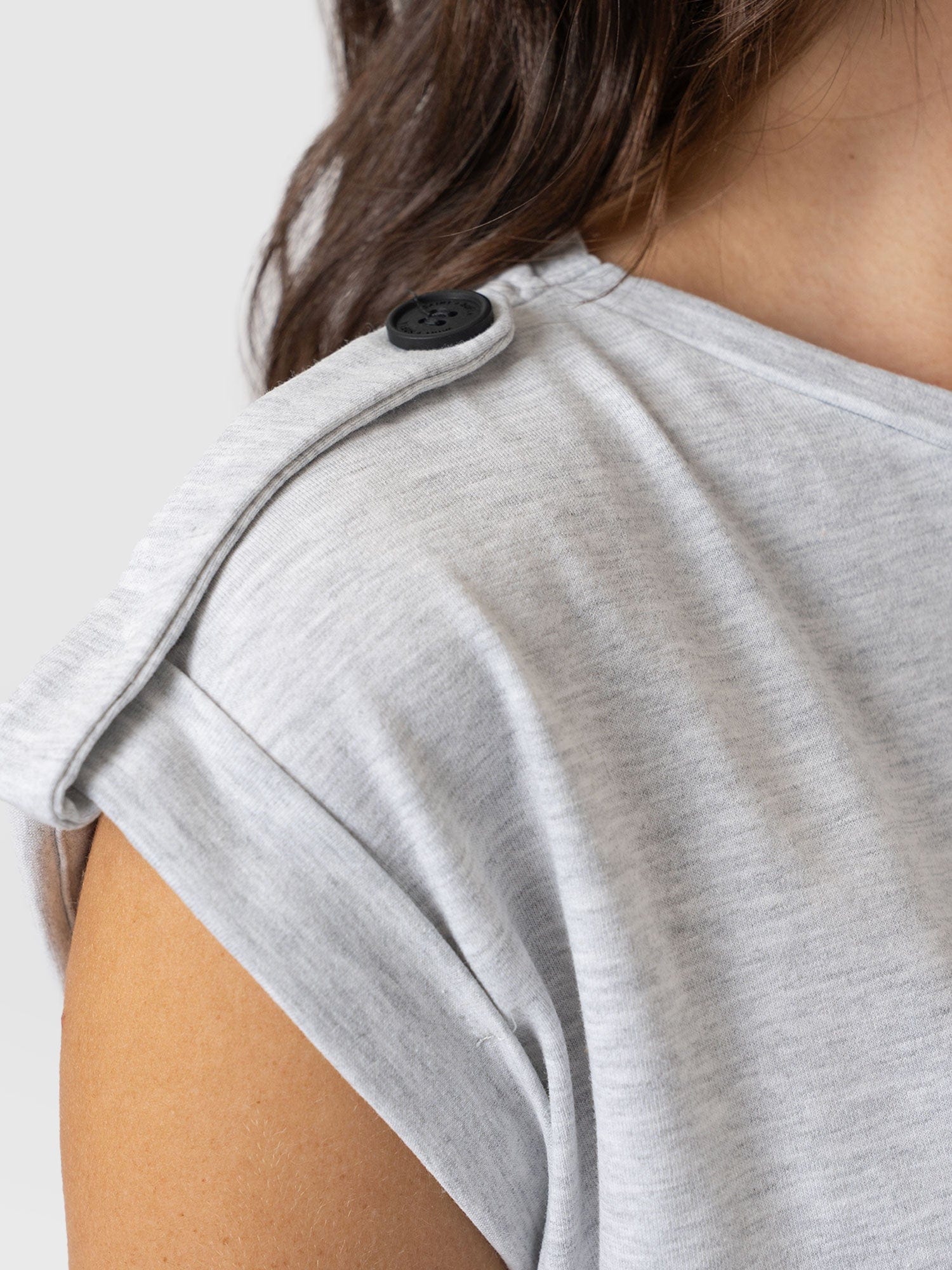 Turn-Up Tee Grey Rock - Women's T-Shirts | Saint + Sofia® USA